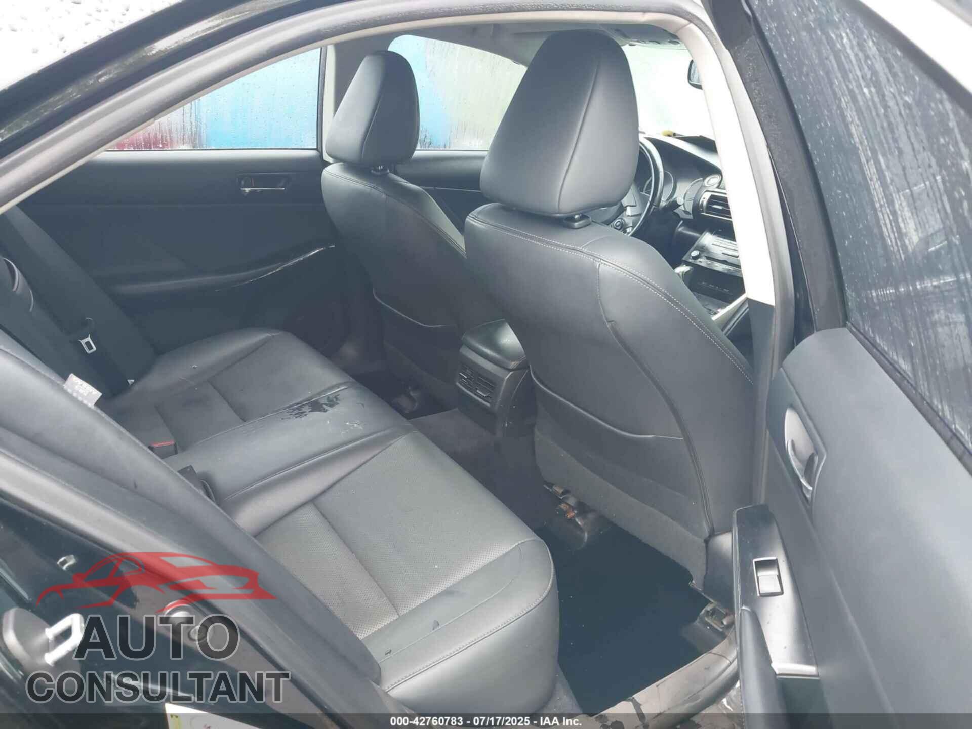 LEXUS IS 2014 - JTHCF1D26E5011784