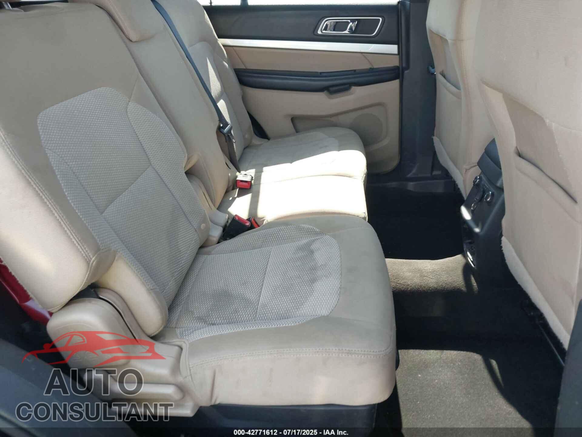 FORD EXPLORER 2016 - 1FM5K7D88GGA04190