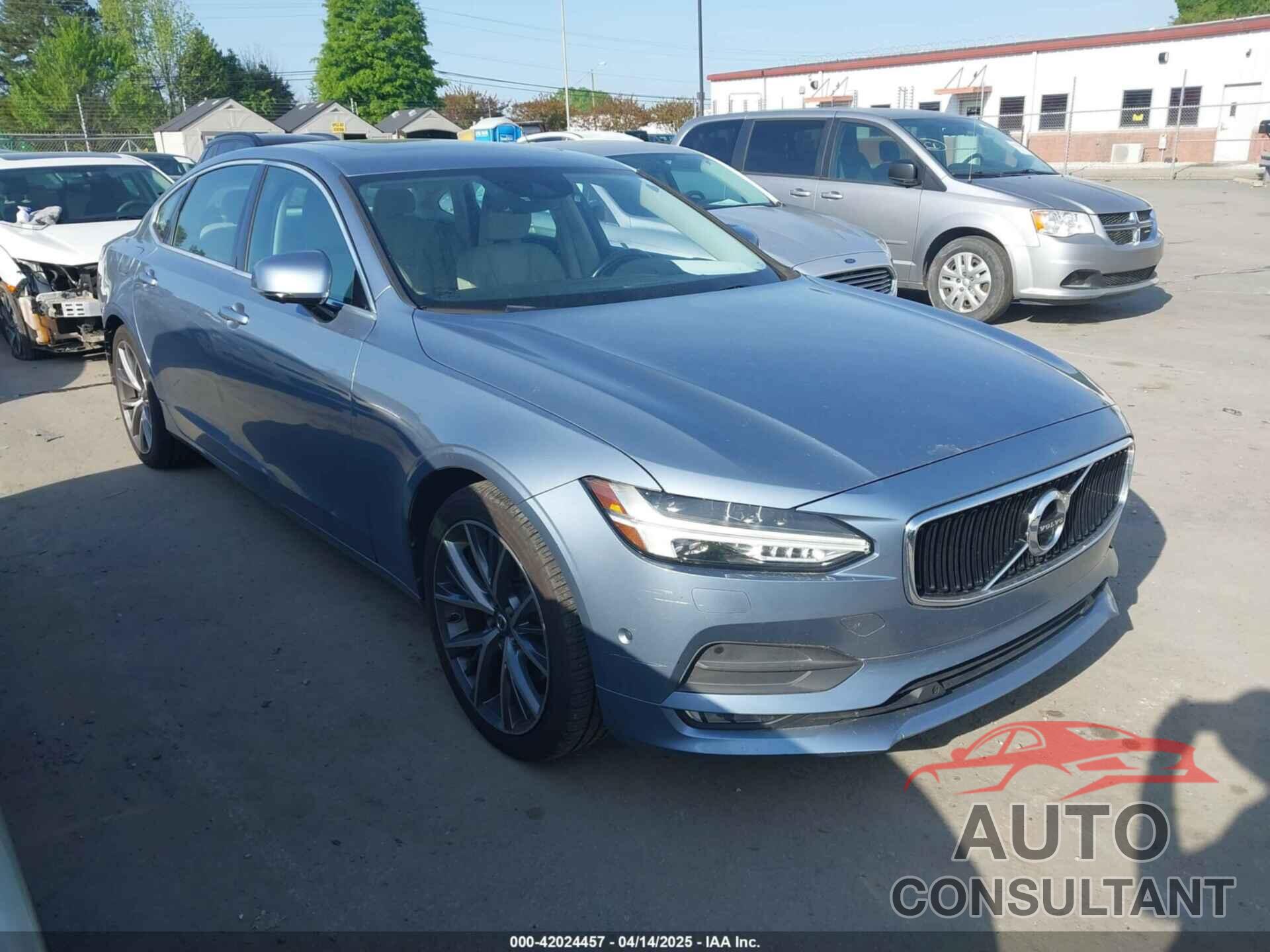 VOLVO S90 2018 - LVY982AK0JP007222