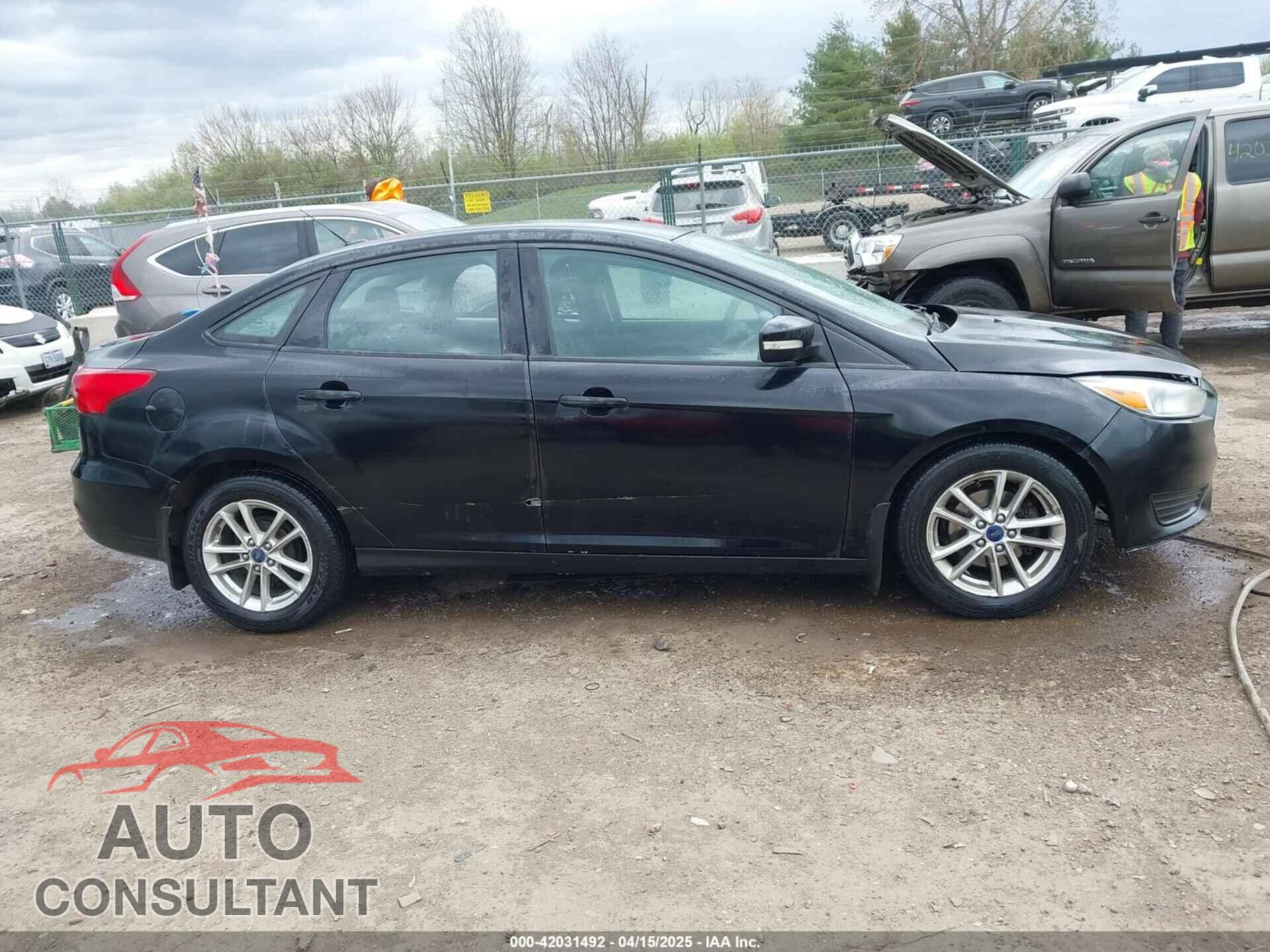 FORD FOCUS 2016 - 1FADP3F26GL280805