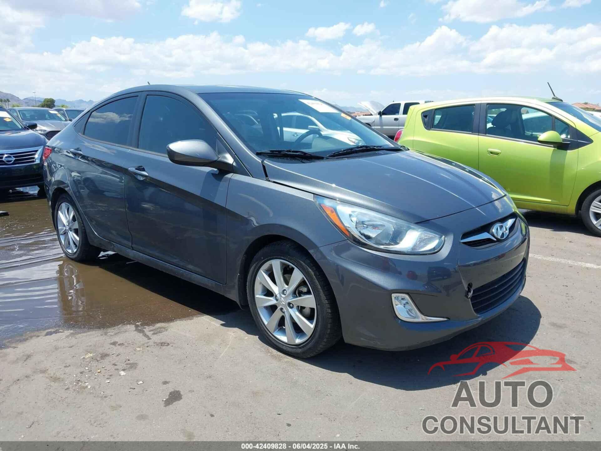 HYUNDAI ACCENT 2012 - KMHCU4AE1CU107232