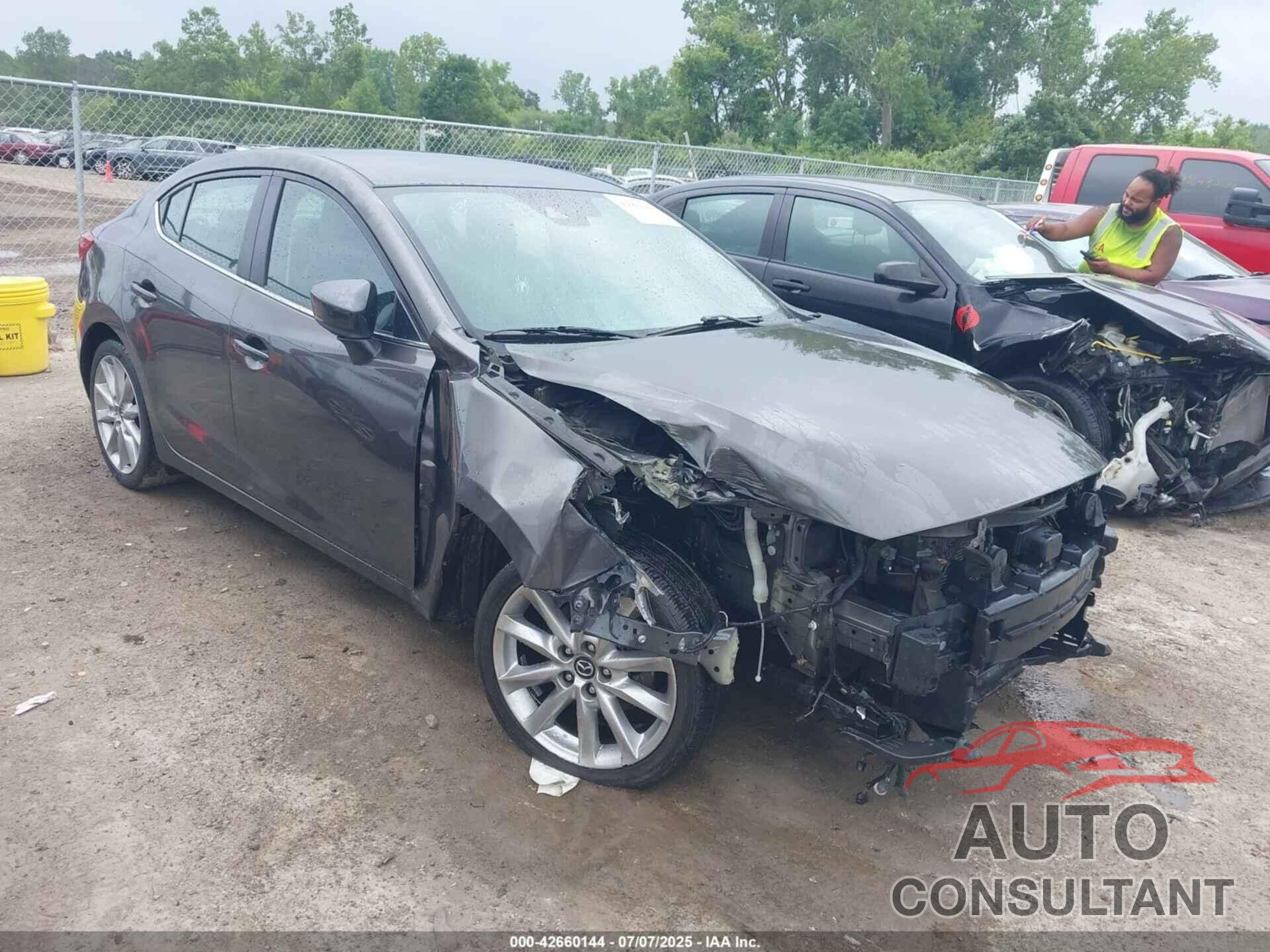 MAZDA MAZDA3 2017 - 3MZBN1V75HM135518