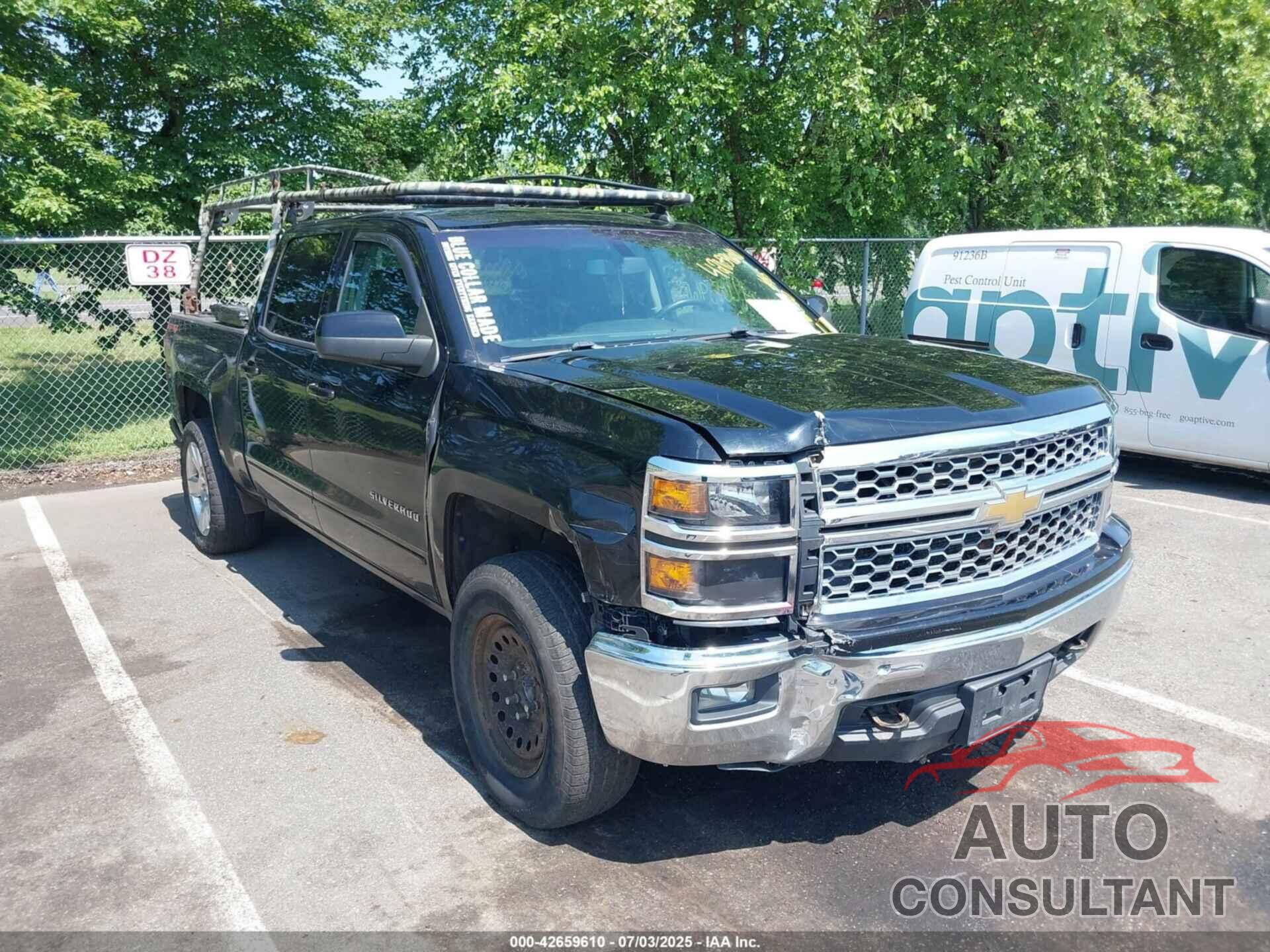 CHEVROLET SILVERADO 1500 2015 - 3GCUKREC8FG221711