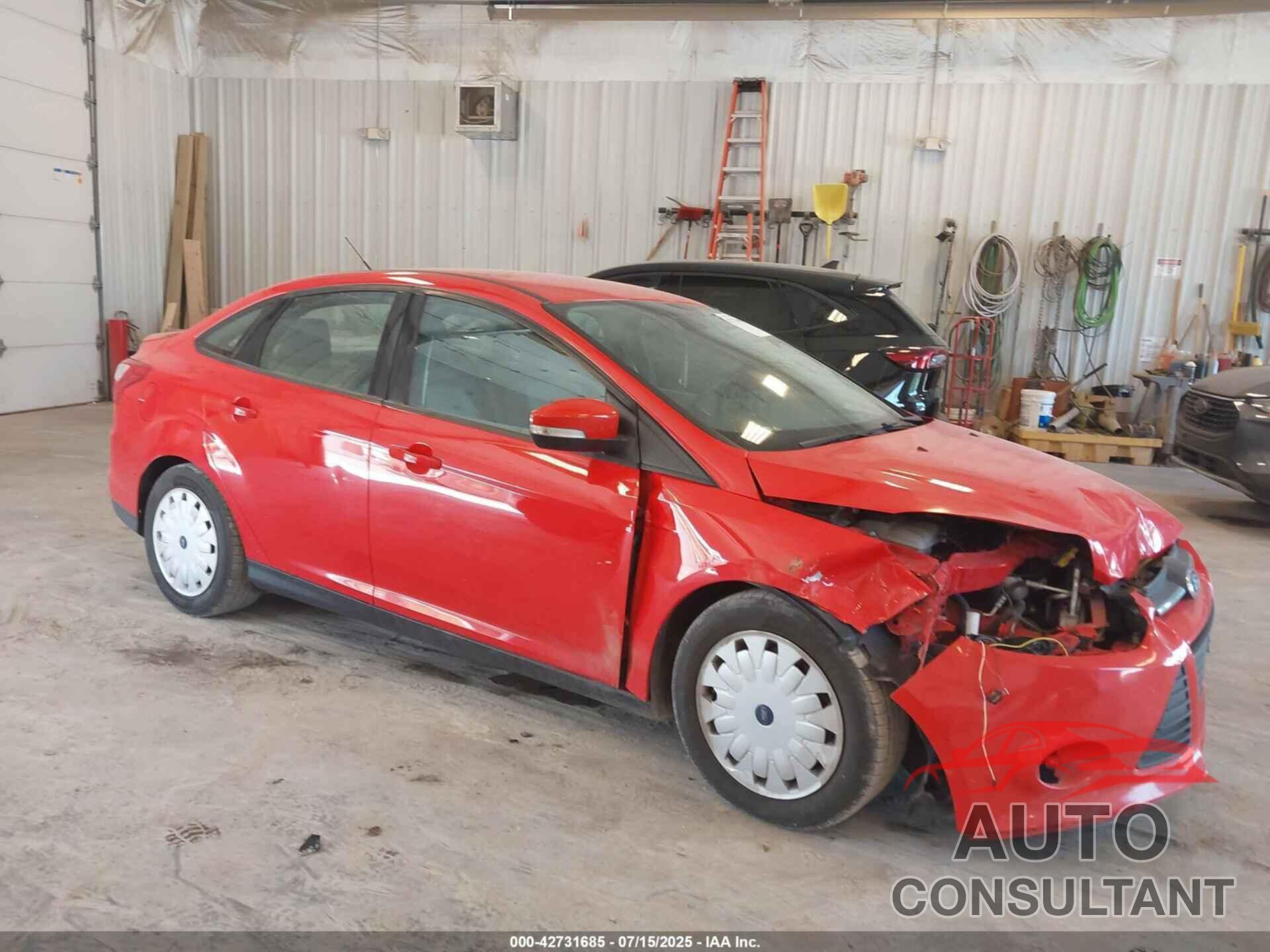 FORD FOCUS 2014 - 1FADP3F24EL376171