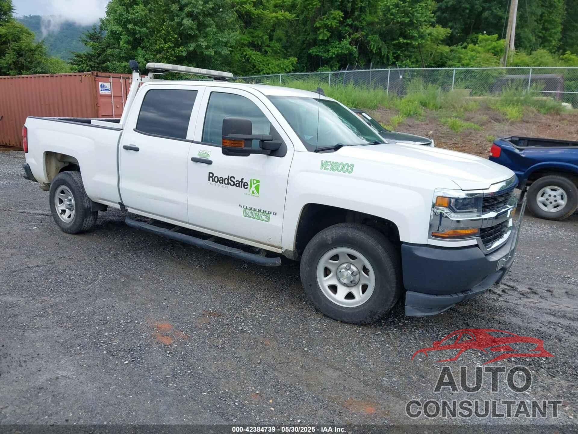 CHEVROLET SILVERADO 1500 2018 - 3GCPCNEC8JG365349