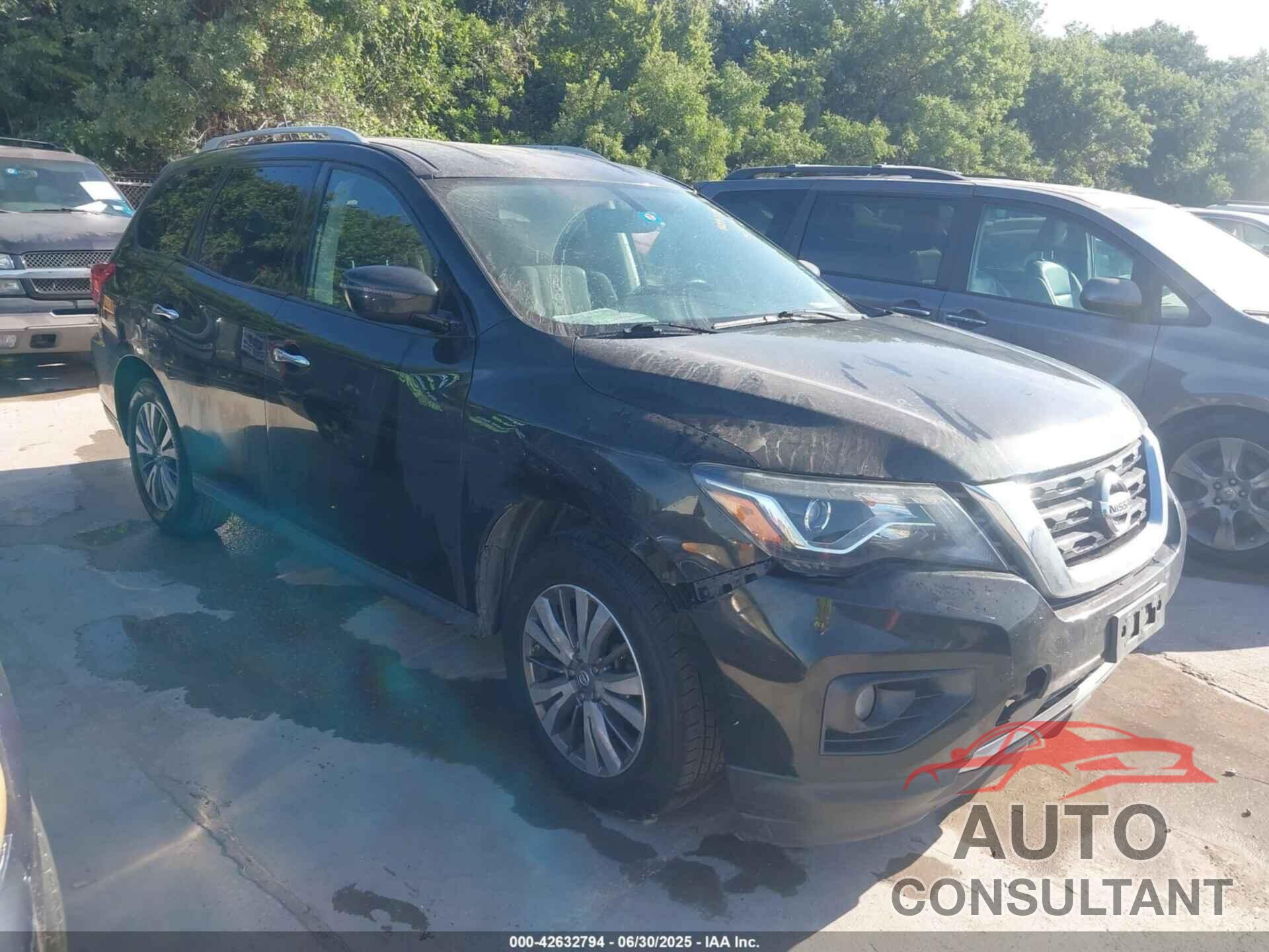 NISSAN PATHFINDER 2018 - 5N1DR2MN8JC625458