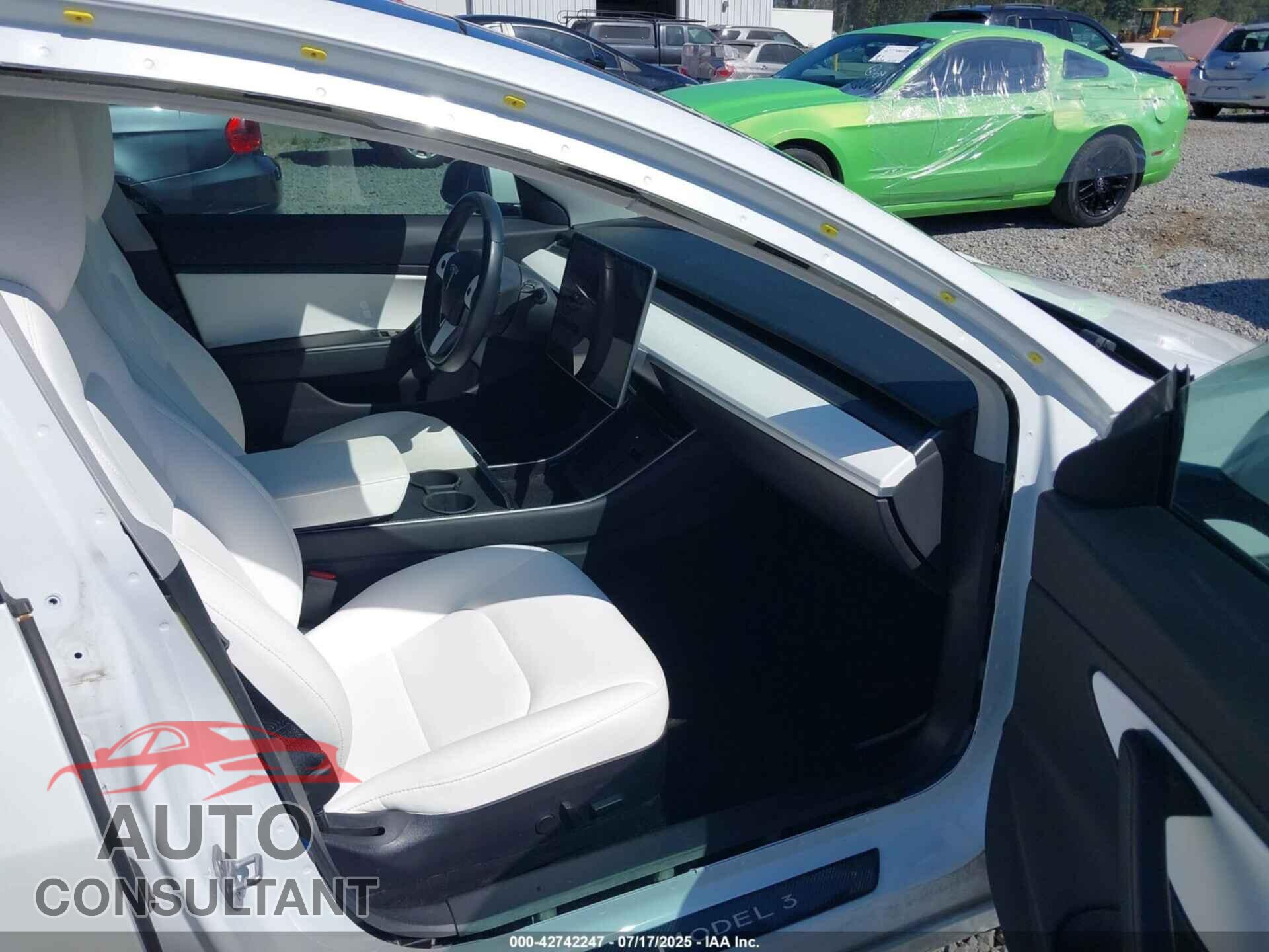 TESLA MODEL 3 2019 - 5YJ3E1EA8KF417778