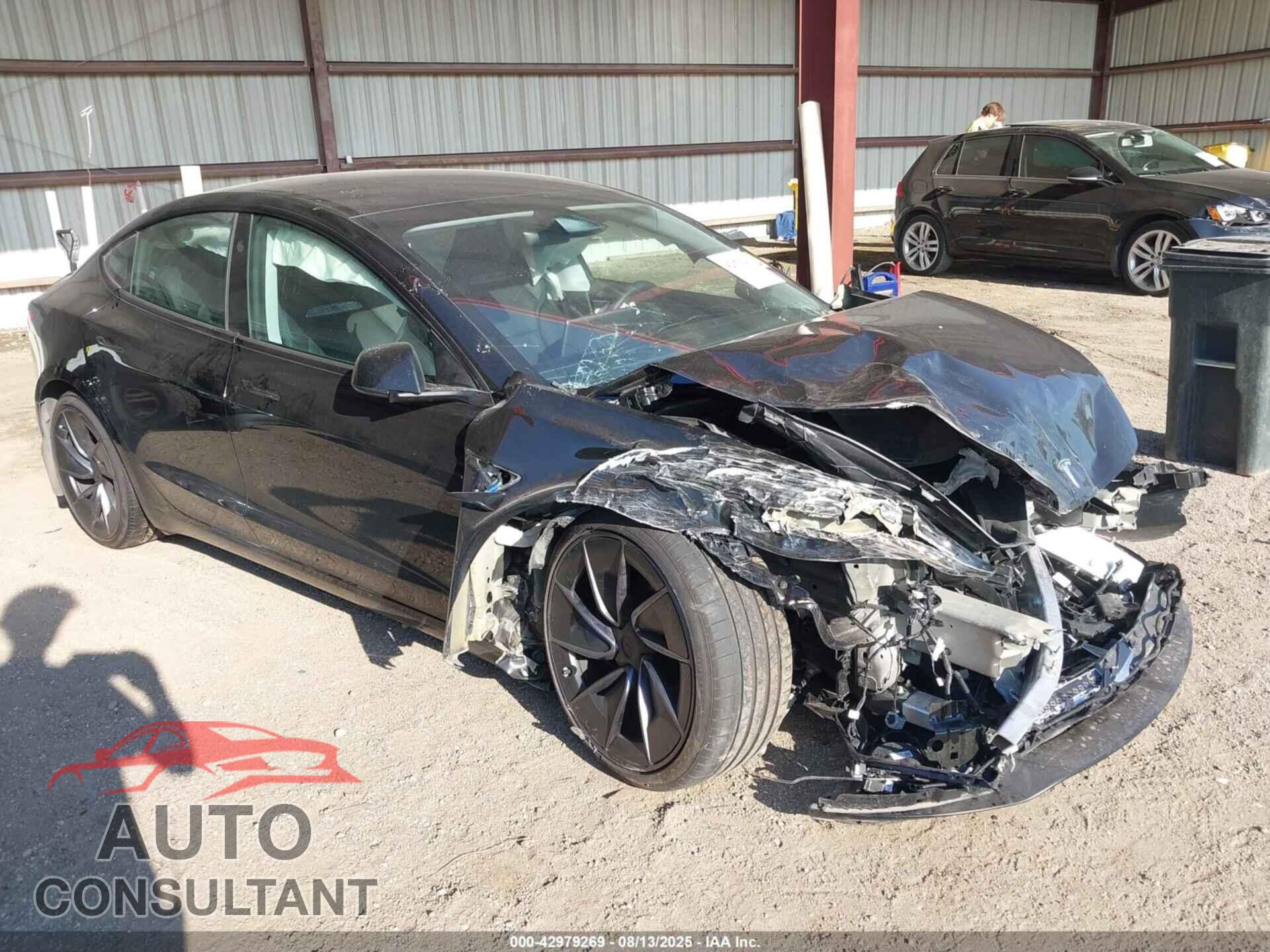 TESLA MODEL 3 2024 - 5YJ3E1ET1RF806872