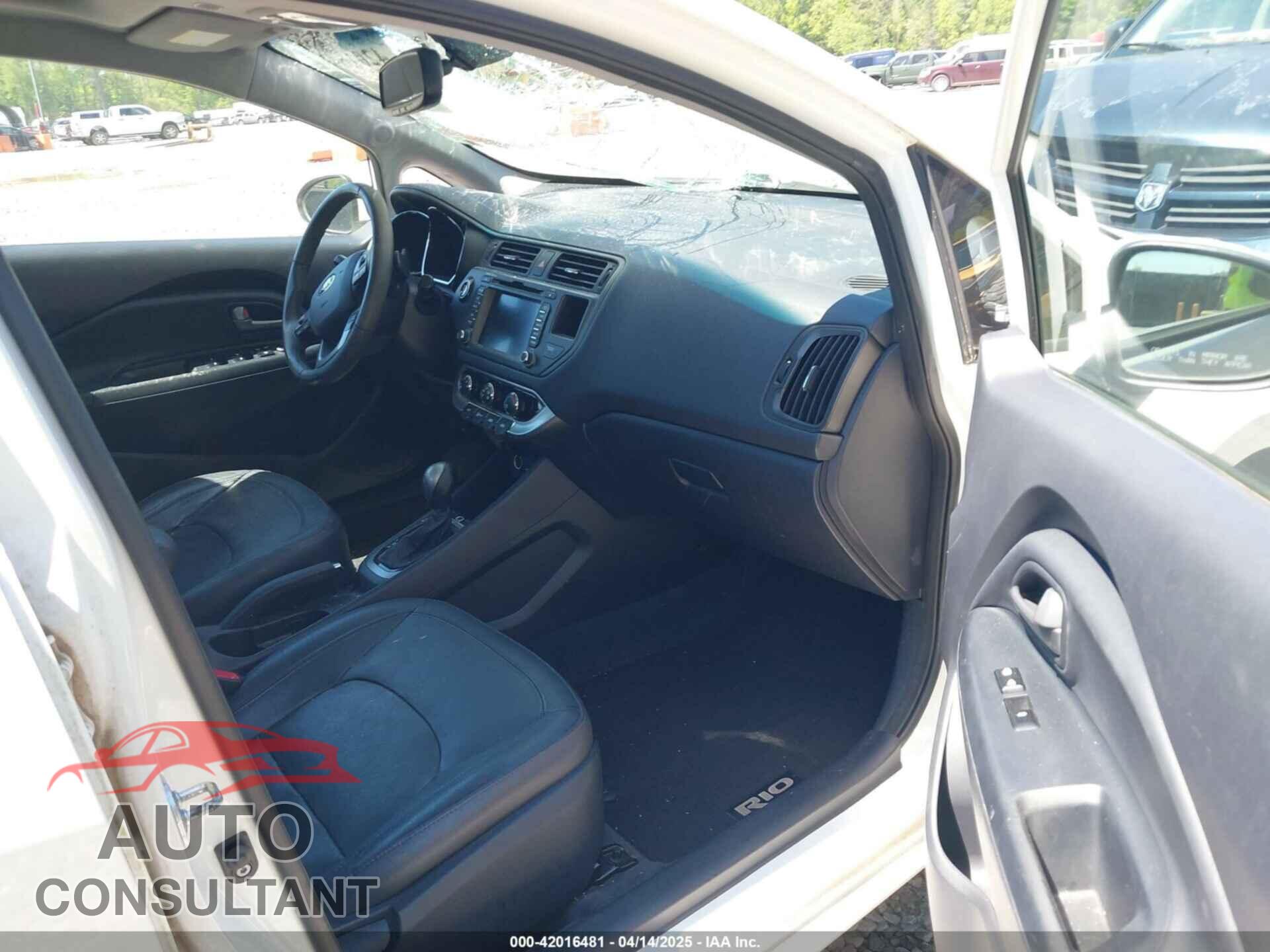 KIA RIO 2013 - KNADN4A37D6285587