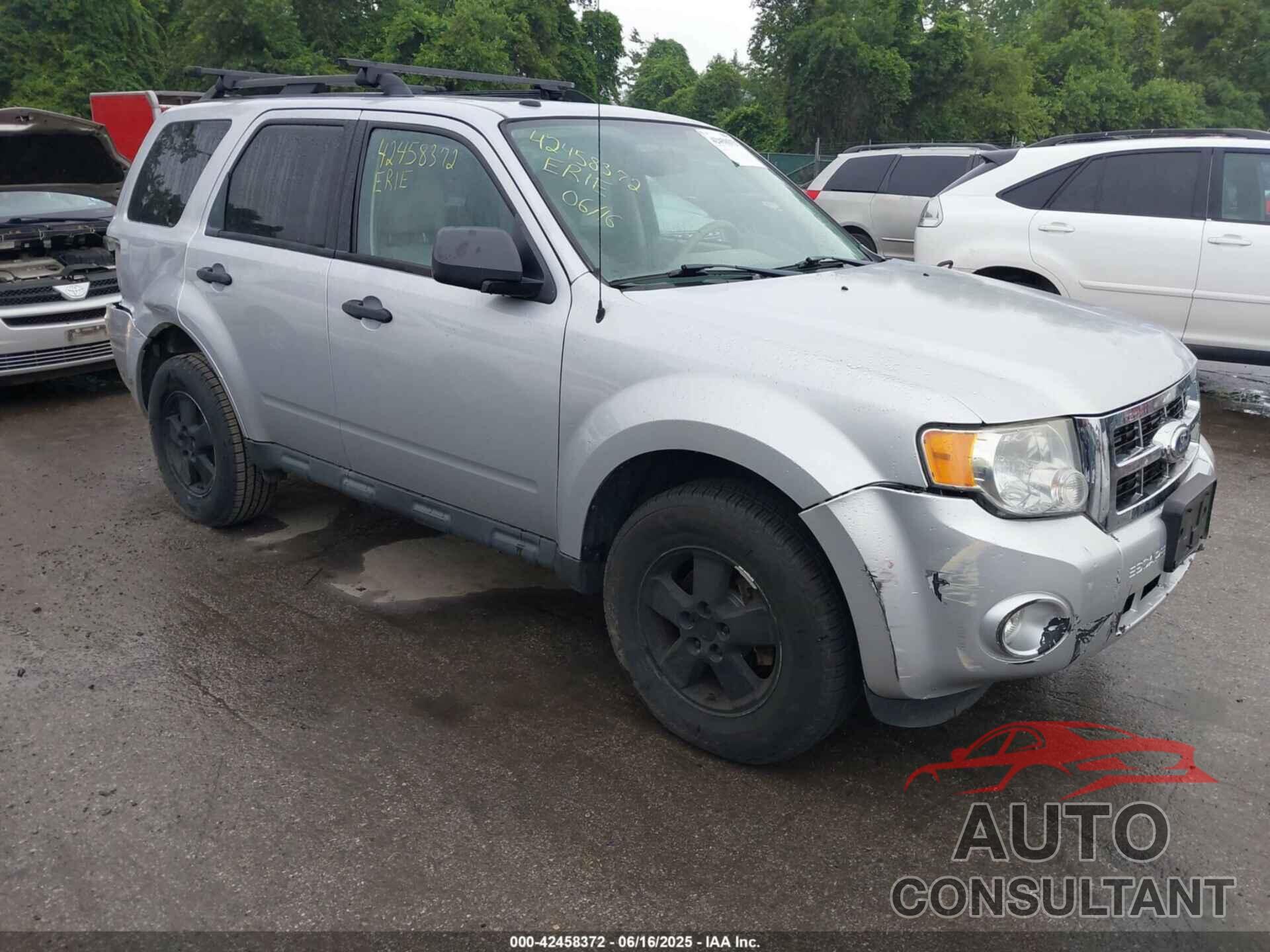 FORD ESCAPE 2011 - 1FMCU9DG5BKB13765