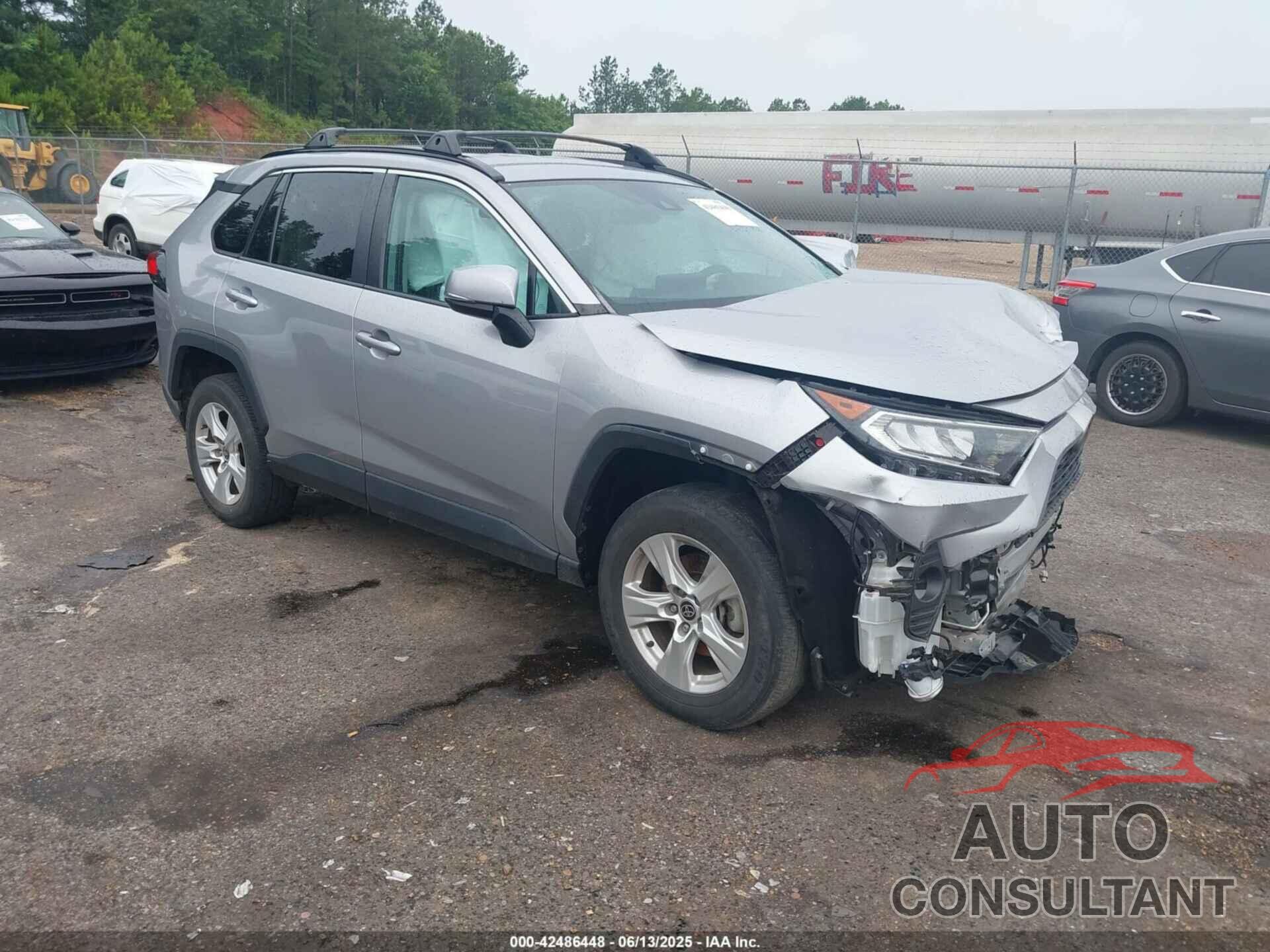TOYOTA RAV4 2021 - 2T3W1RFV1MC144190
