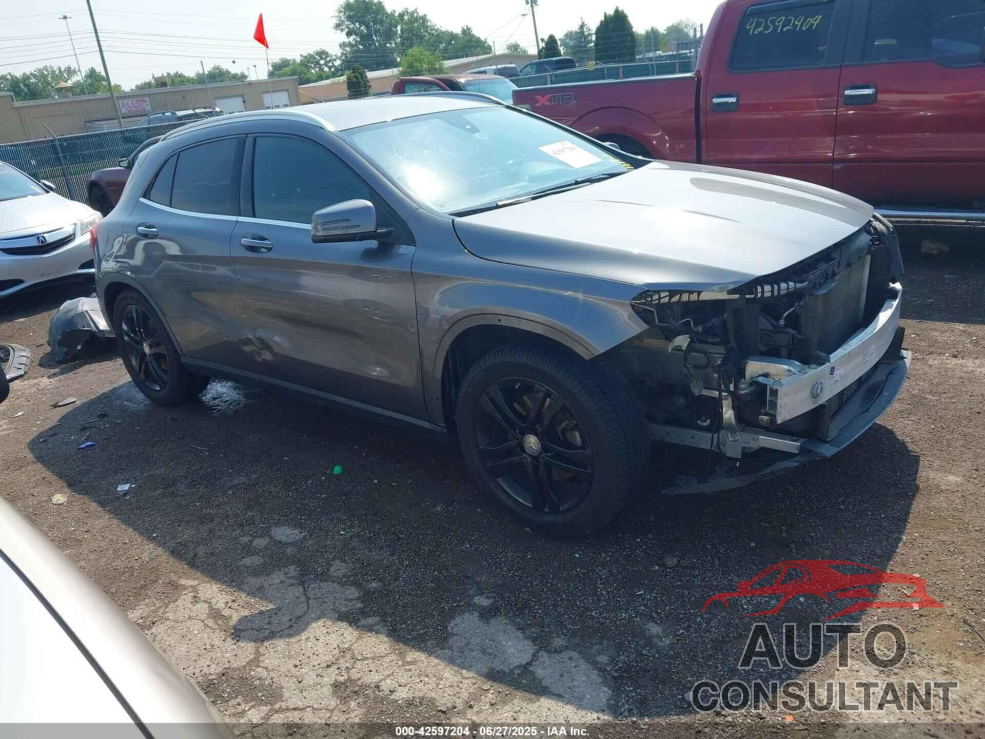 MERCEDES-BENZ GLA 250 2016 - WDCTG4GB1GJ202867