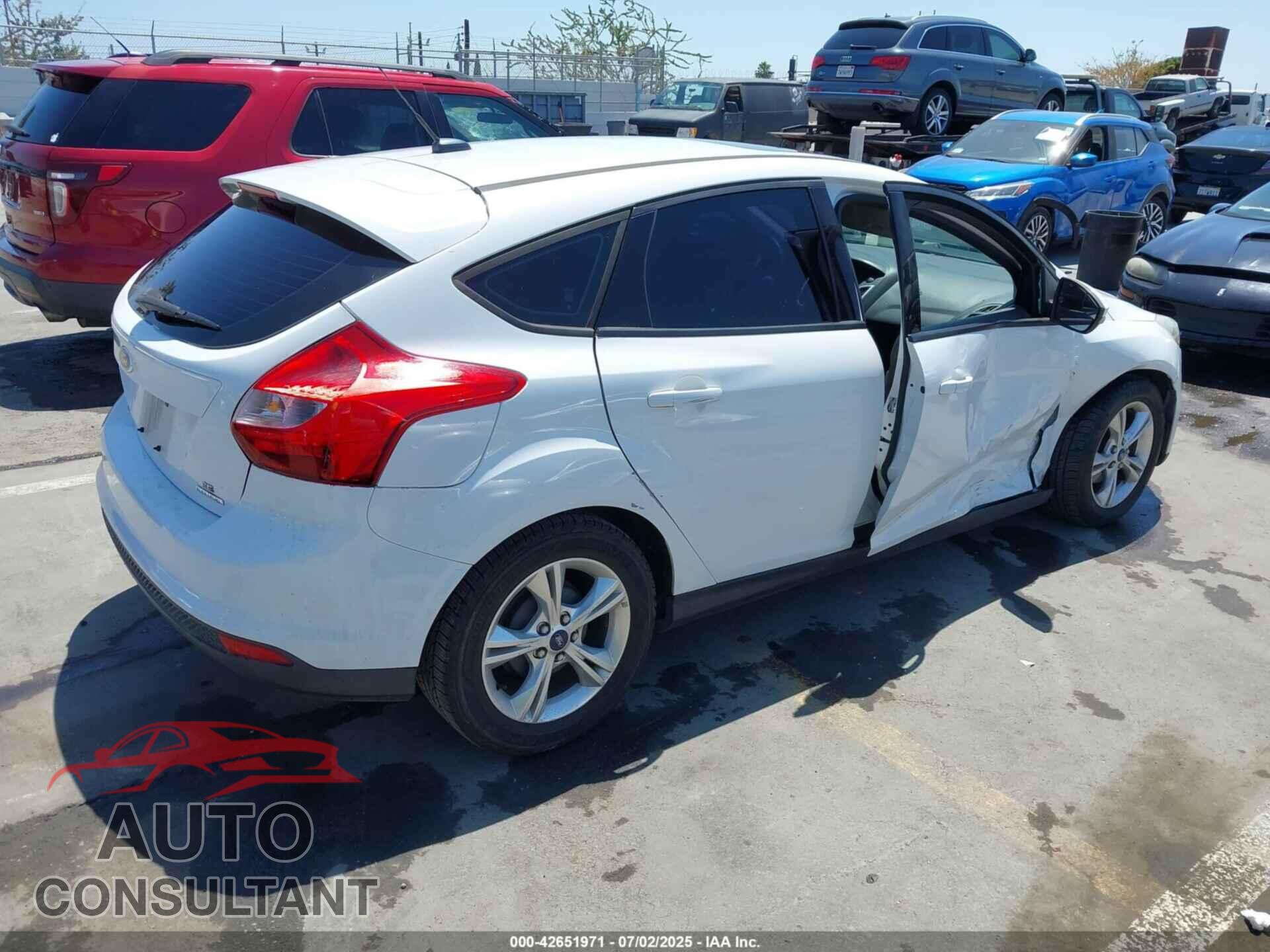 FORD FOCUS 2014 - 1FADP3K21EL163684