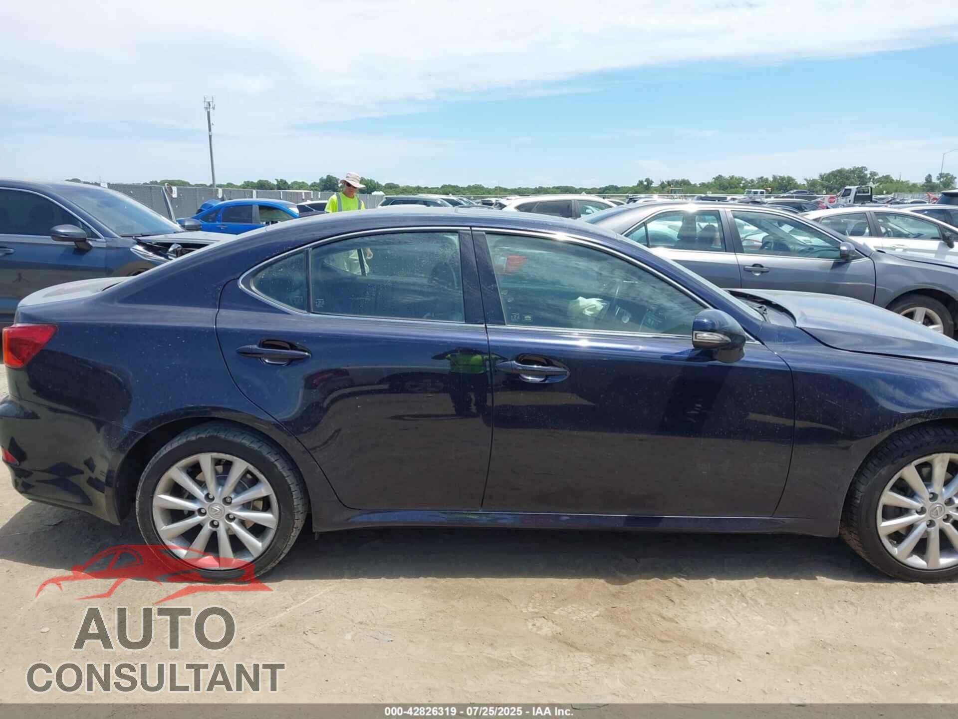 LEXUS IS 250 2010 - JTHCF5C28A5037757