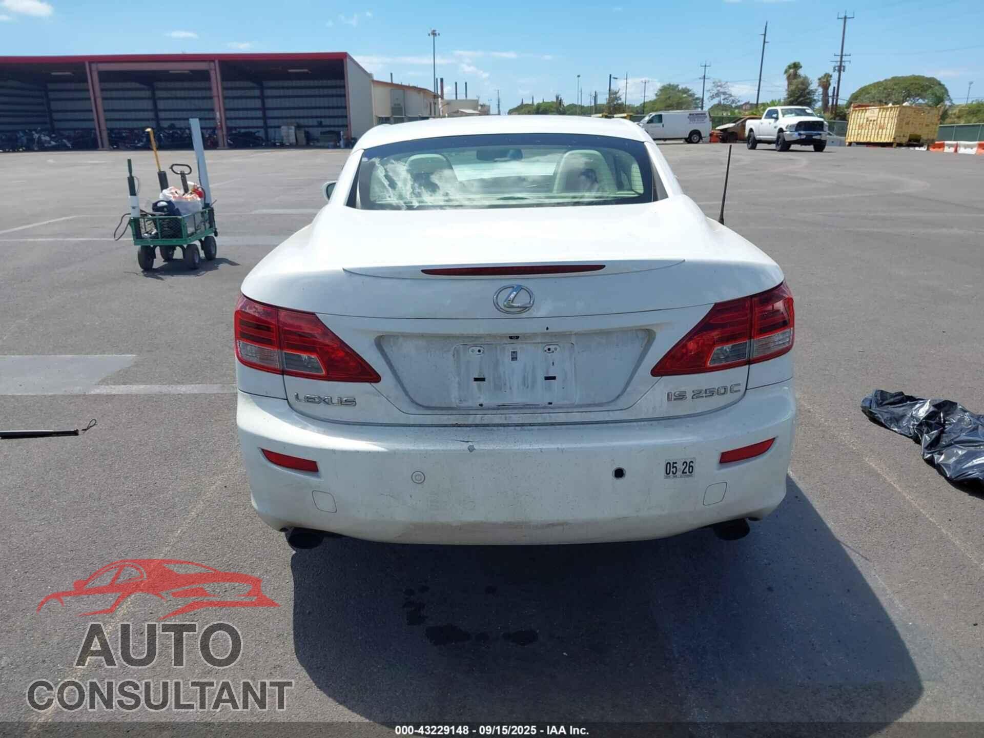LEXUS IS 250C 2010 - JTHFF2C26A2500587