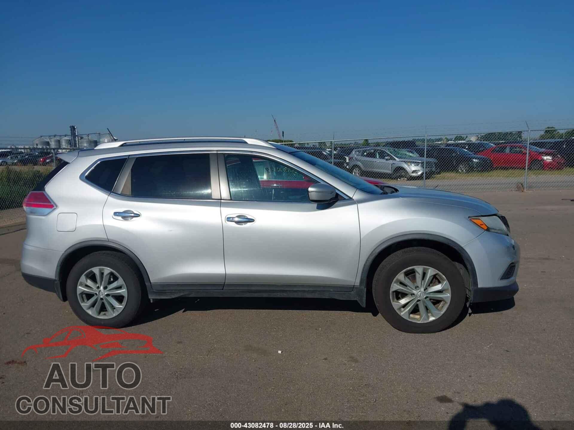 NISSAN ROGUE 2015 - KNMAT2MV9FP526320