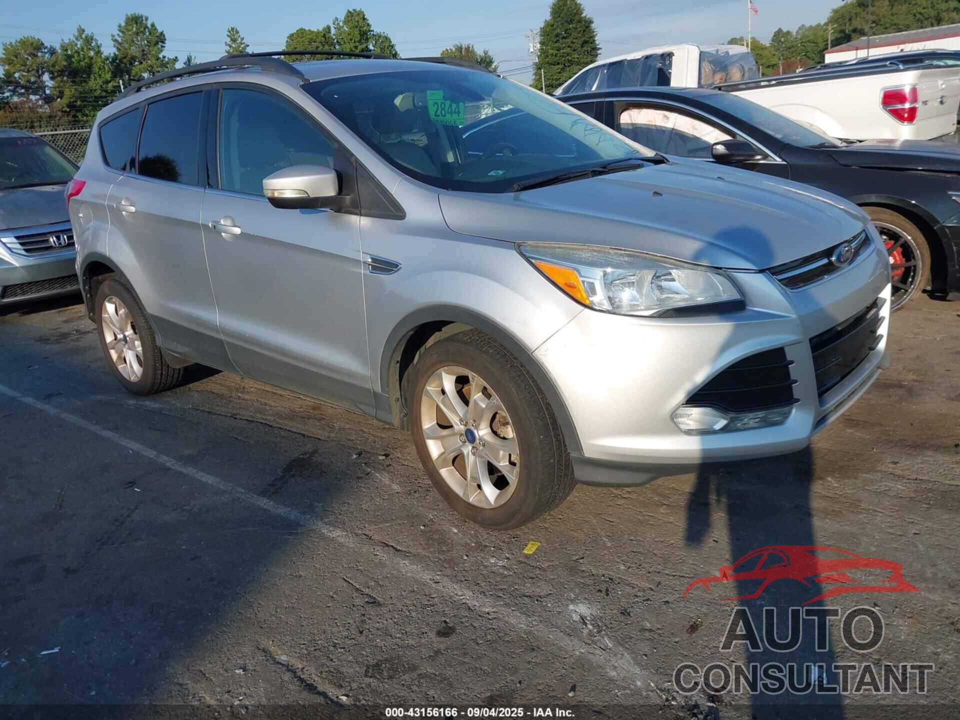 FORD ESCAPE 2013 - 1FMCU0H97DUD75477