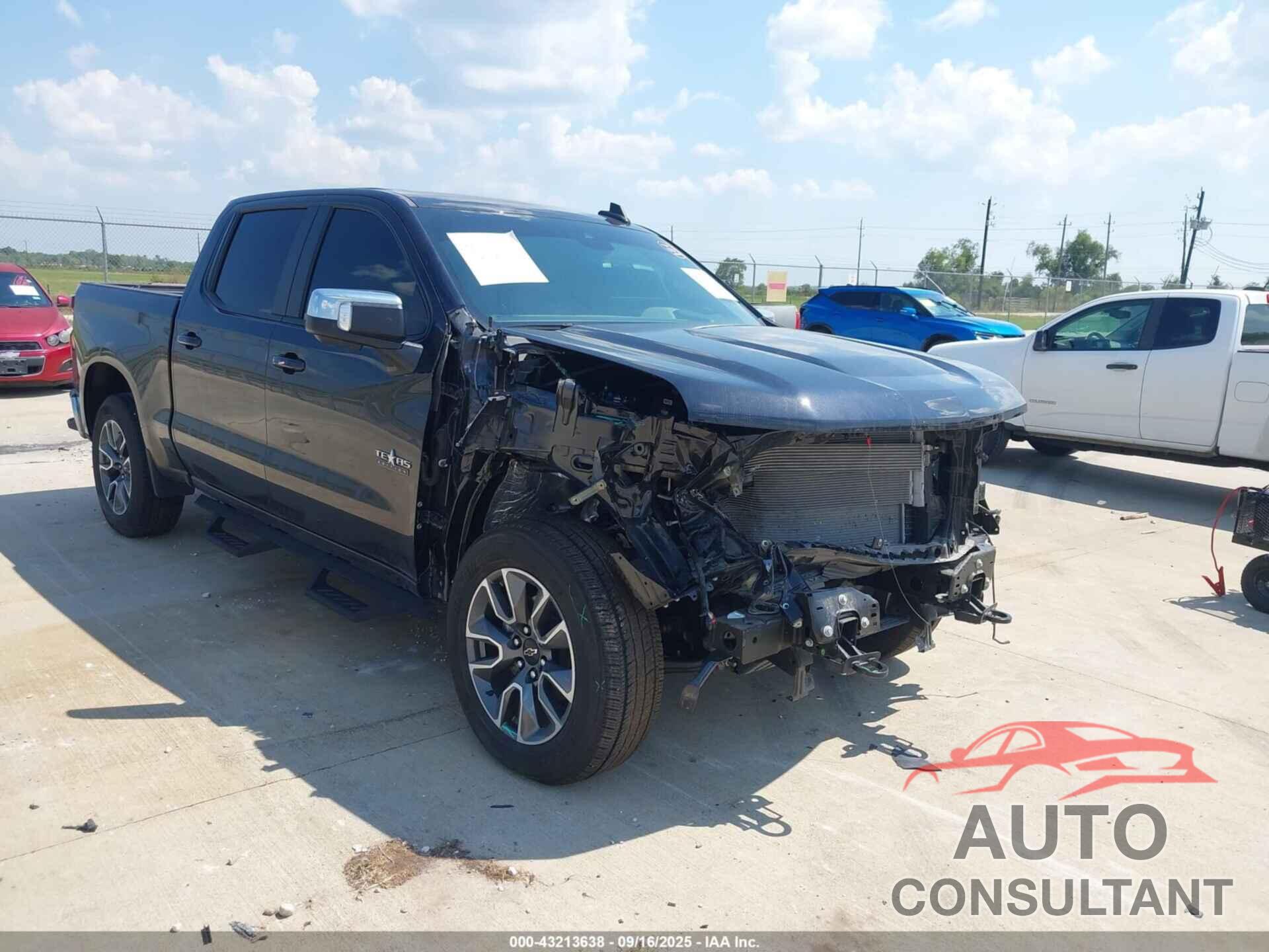 CHEVROLET SILVERADO 1500 2024 - 1GCPACED3RZ392571