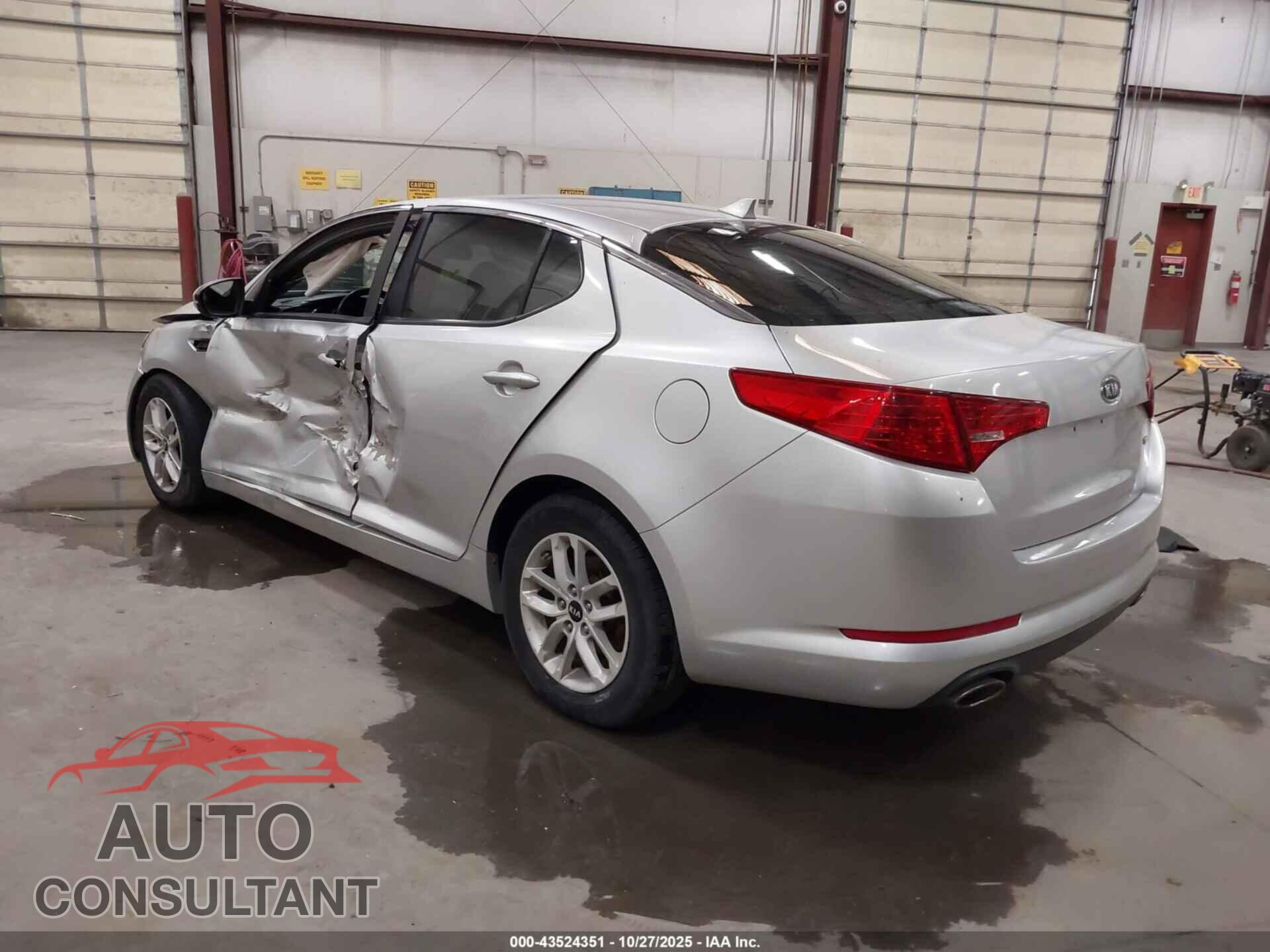 KIA OPTIMA 2011 - KNAGM4A79B5169409