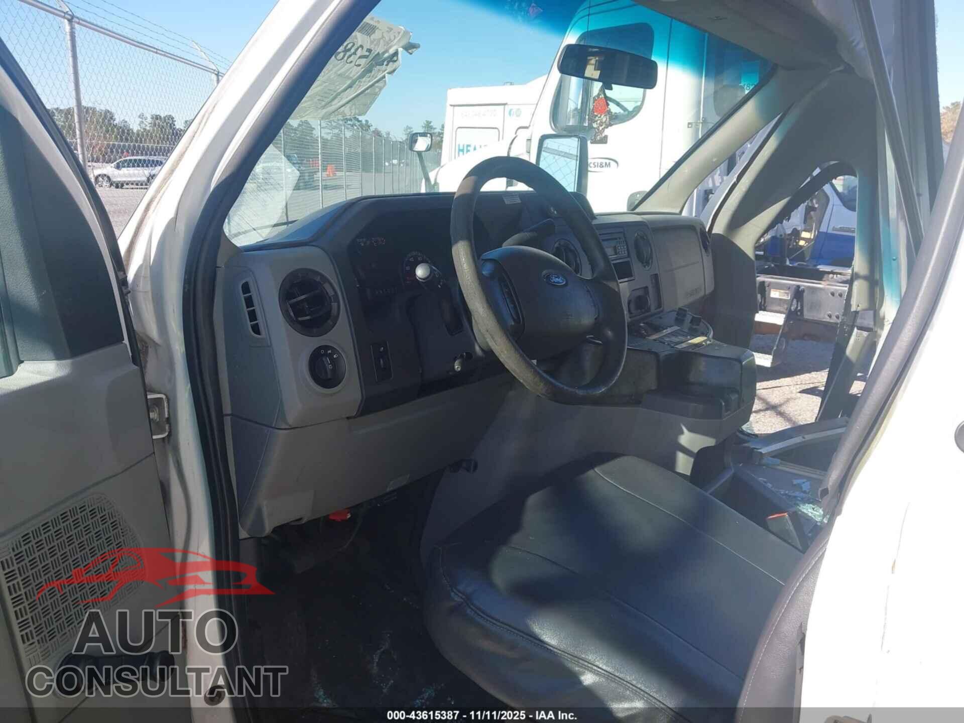 FORD E-350 CUTAWAY 2015 - 1FDEE3FL3FDA07368