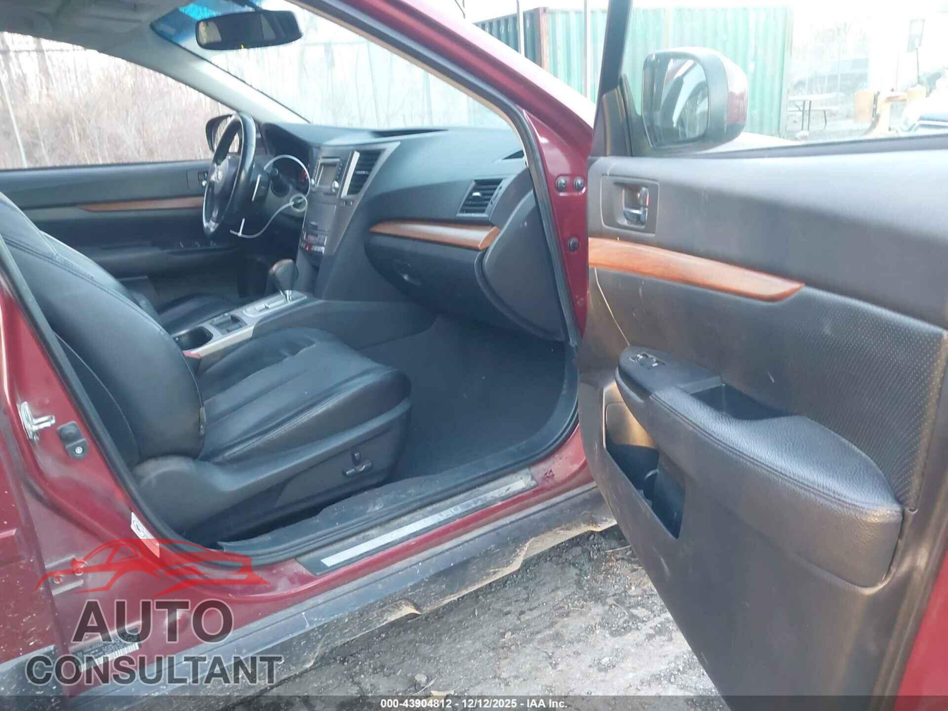SUBARU OUTBACK 2014 - 4S4BRBLC6E3316424