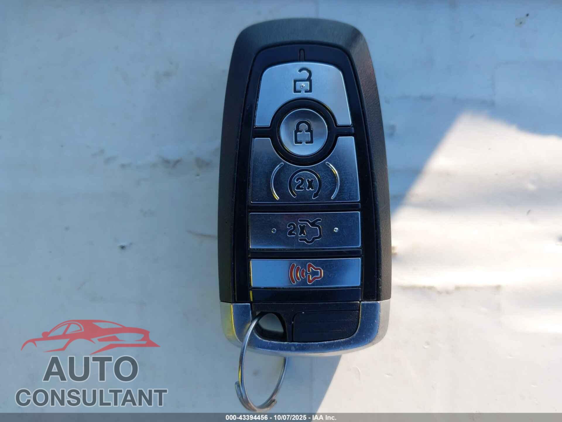 FORD EXPLORER 2018 - 1FM5K8D85JGB57543