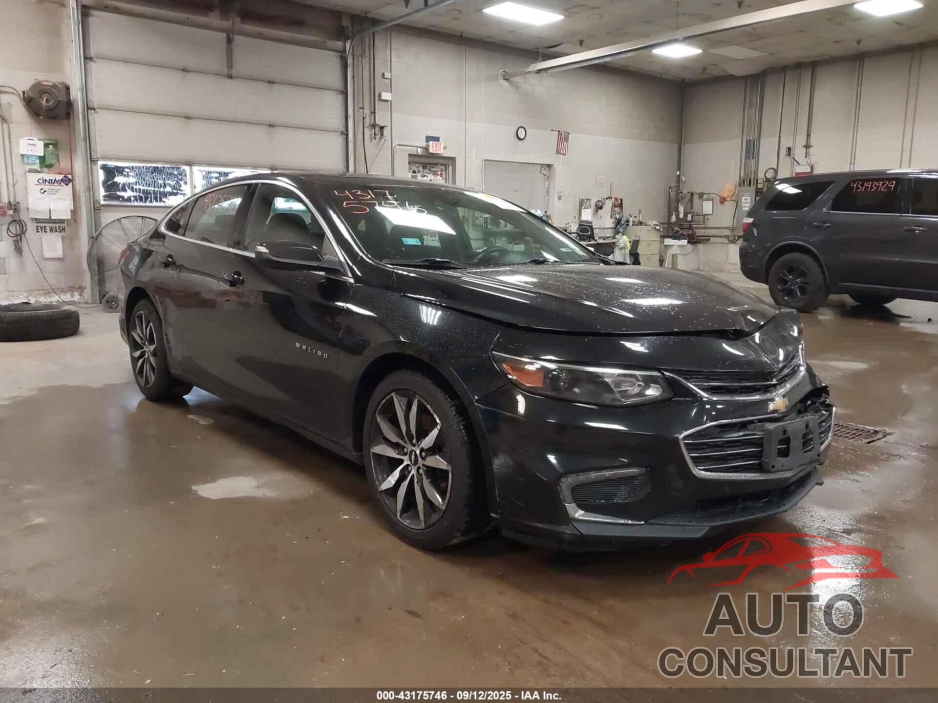 CHEVROLET MALIBU 2017 - 1G1ZE5ST9HF249315