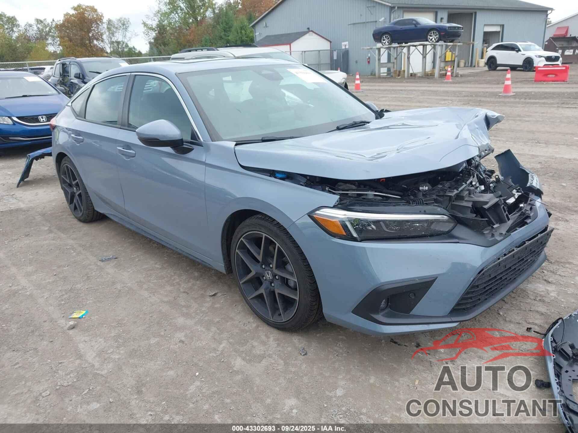 HONDA CIVIC 2023 - 19XFL1G89PE000017