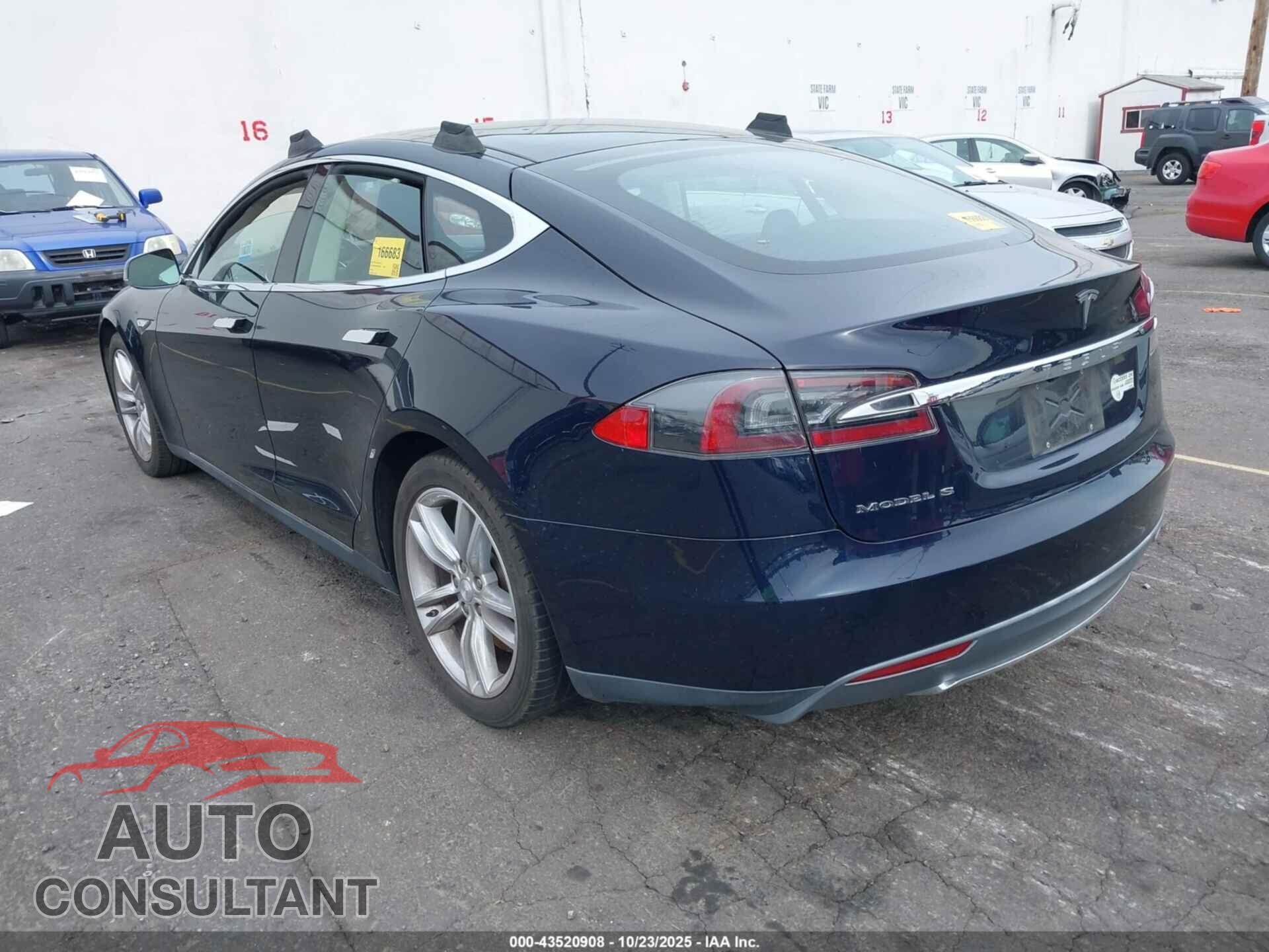 TESLA MODEL S 2013 - 5YJSA1CG4DFP03547