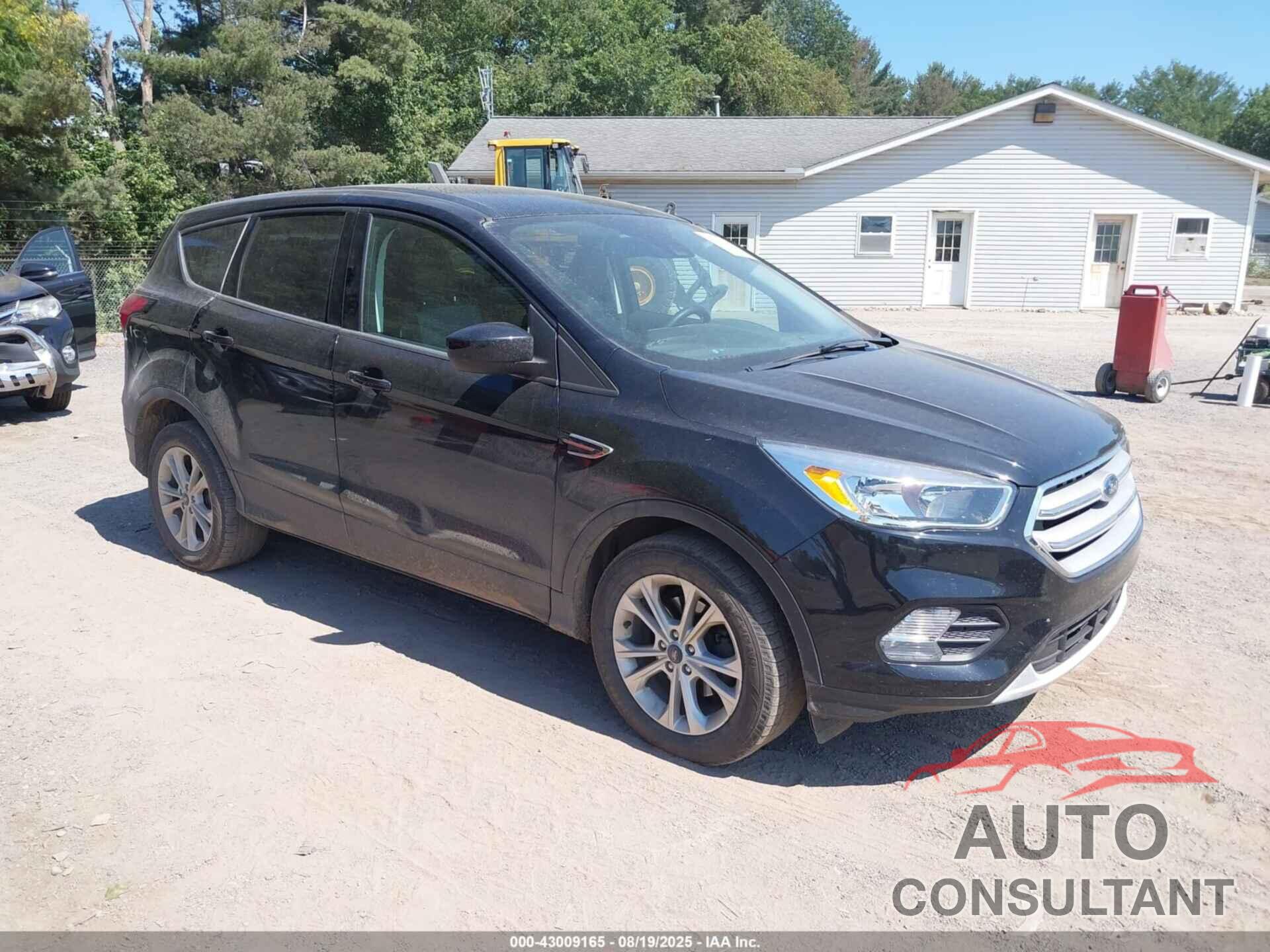 FORD ESCAPE 2019 - 1FMCU0GD0KUB52555