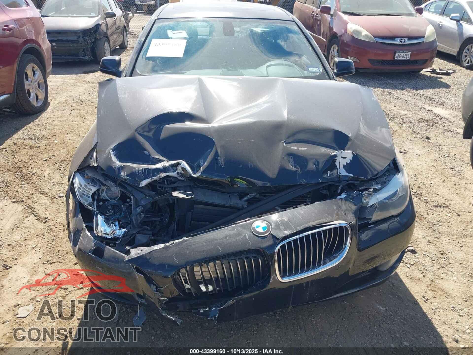 BMW 528I 2012 - WBAXH5C59CDW02529