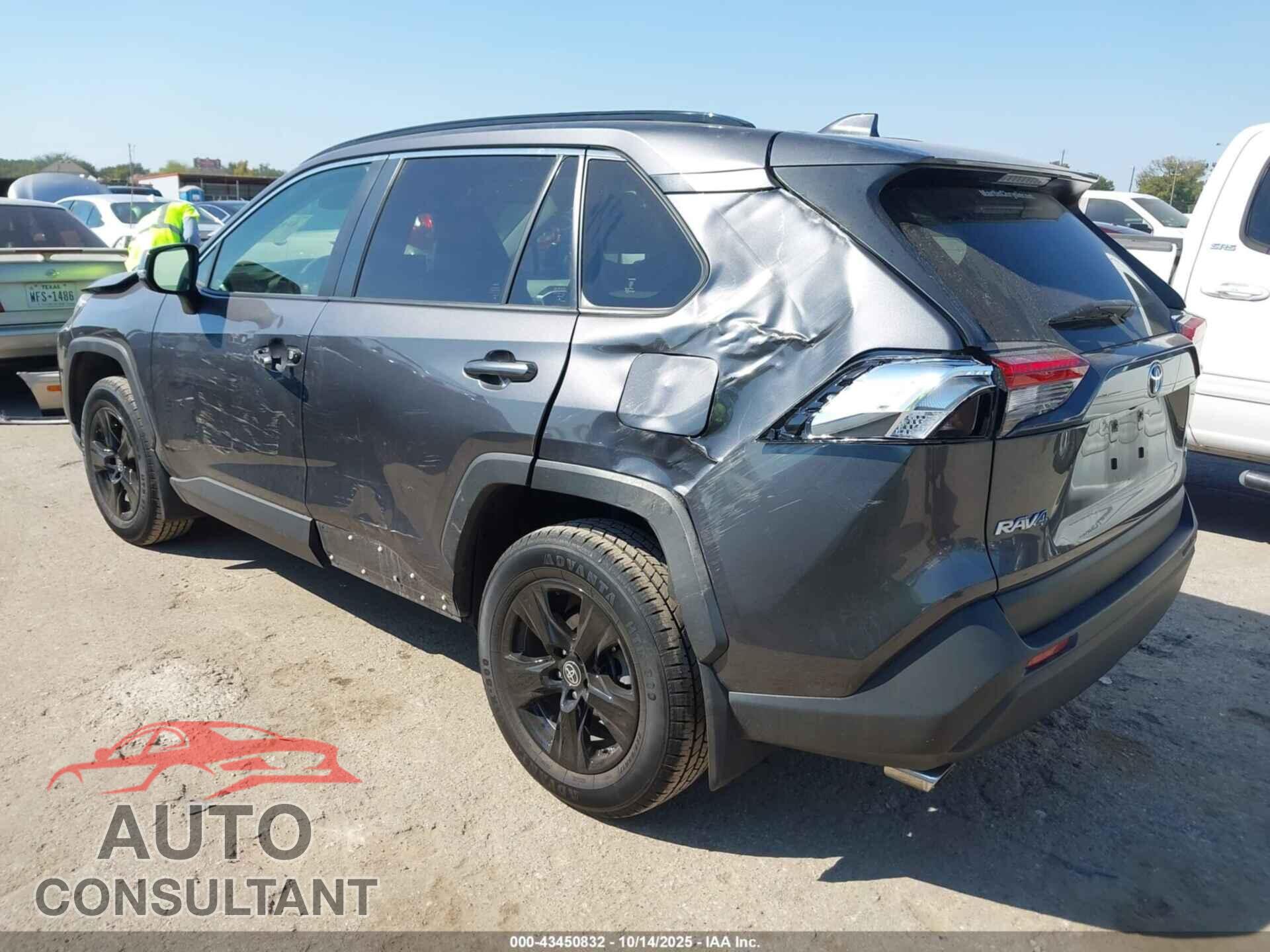 TOYOTA RAV4 2019 - JTMP1RFVXKJ024242