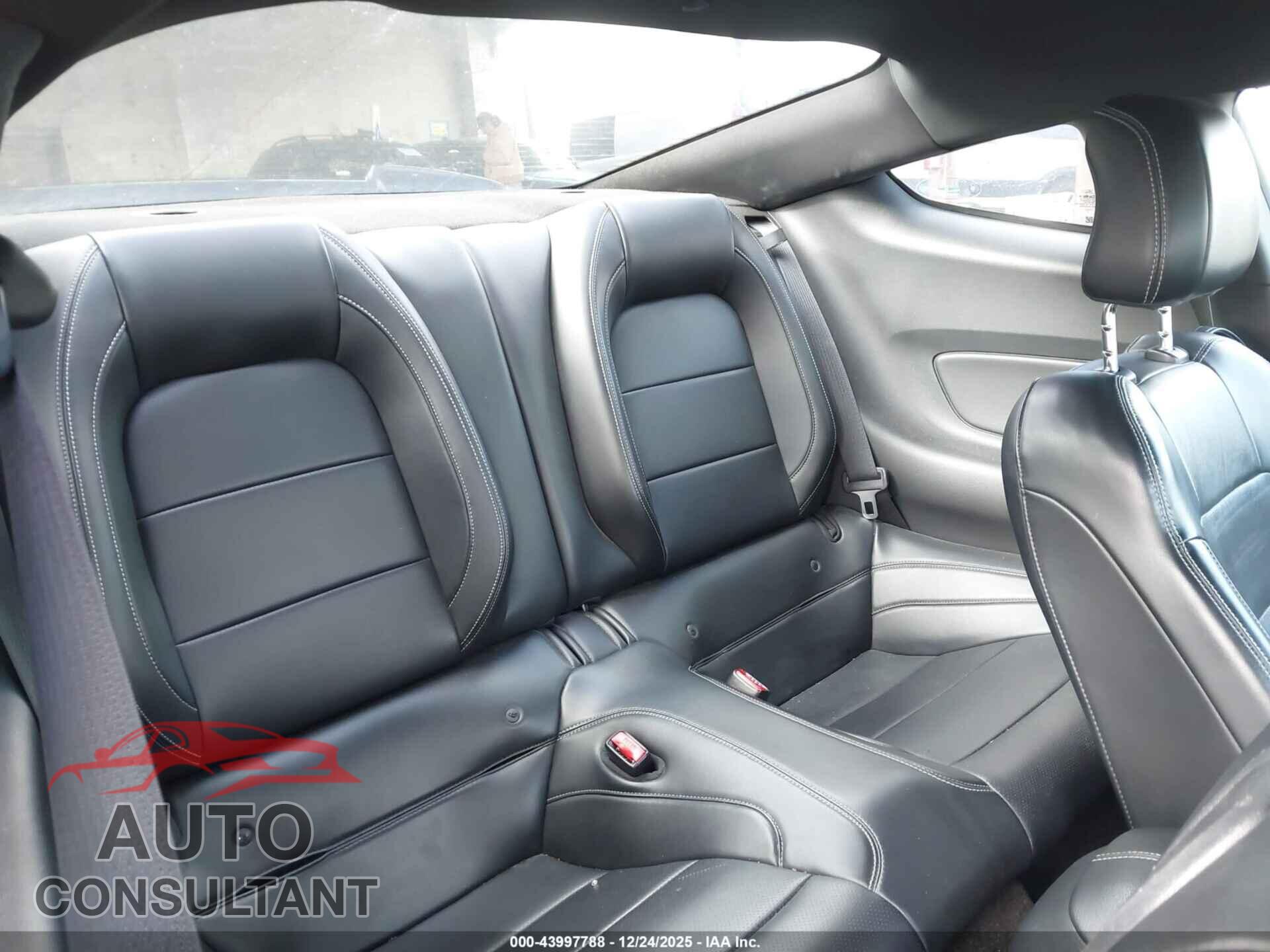 FORD MUSTANG 2015 - 1FA6P8TH1F5387682
