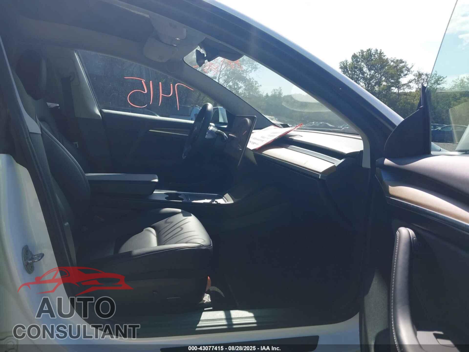 TESLA MODEL 3 2021 - 5YJ3E1EC6MF050285