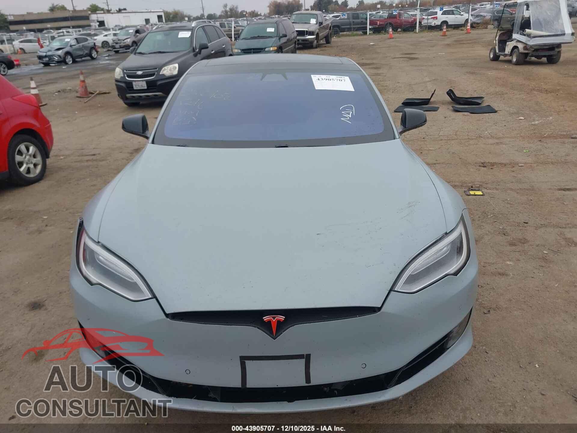 TESLA MODEL S 2017 - 5YJSA1E1XHF210437