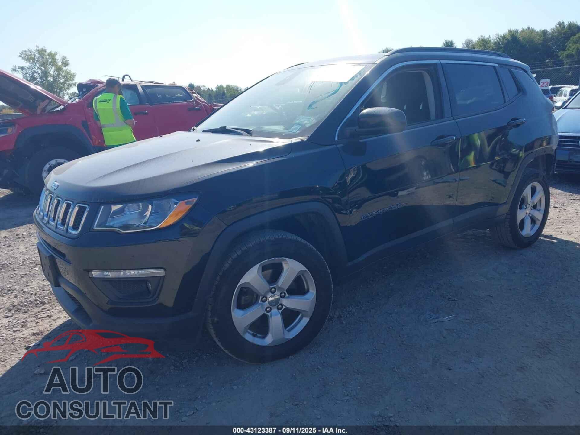 JEEP NEW COMPASS 2017 - 3C4NJDBB1HT660443