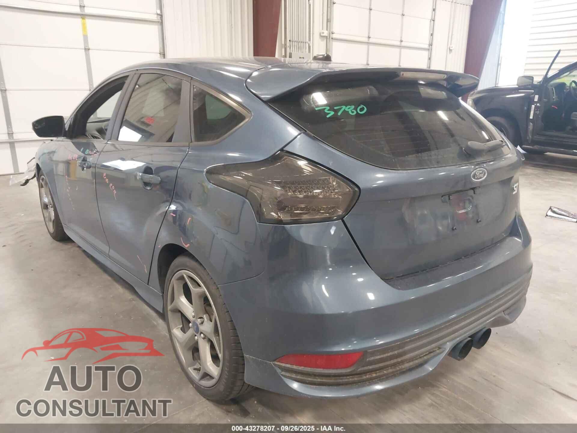 FORD FOCUS ST 2018 - 1FADP3L93JL233448