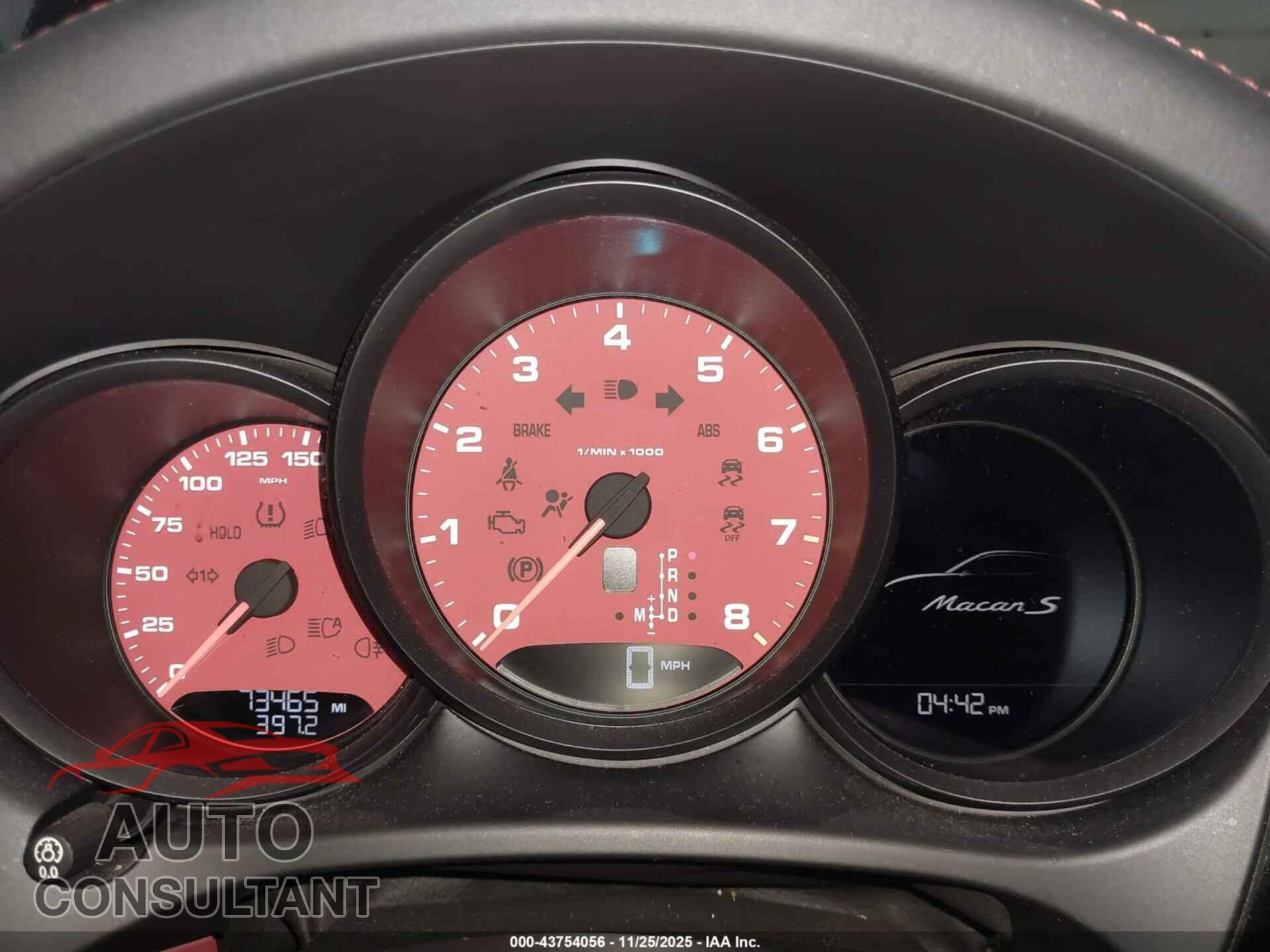 PORSCHE MACAN 2016 - WP1AB2A59GLB44755
