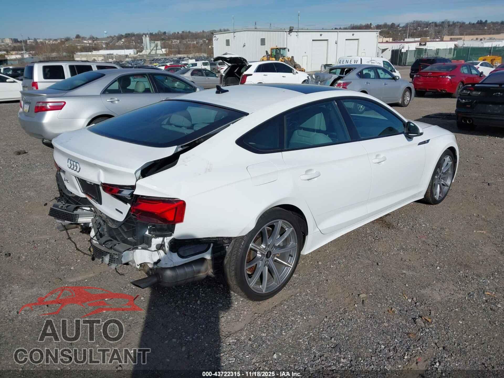 AUDI A5 SPORTBACK 2025 - WAUDACF59SA011866