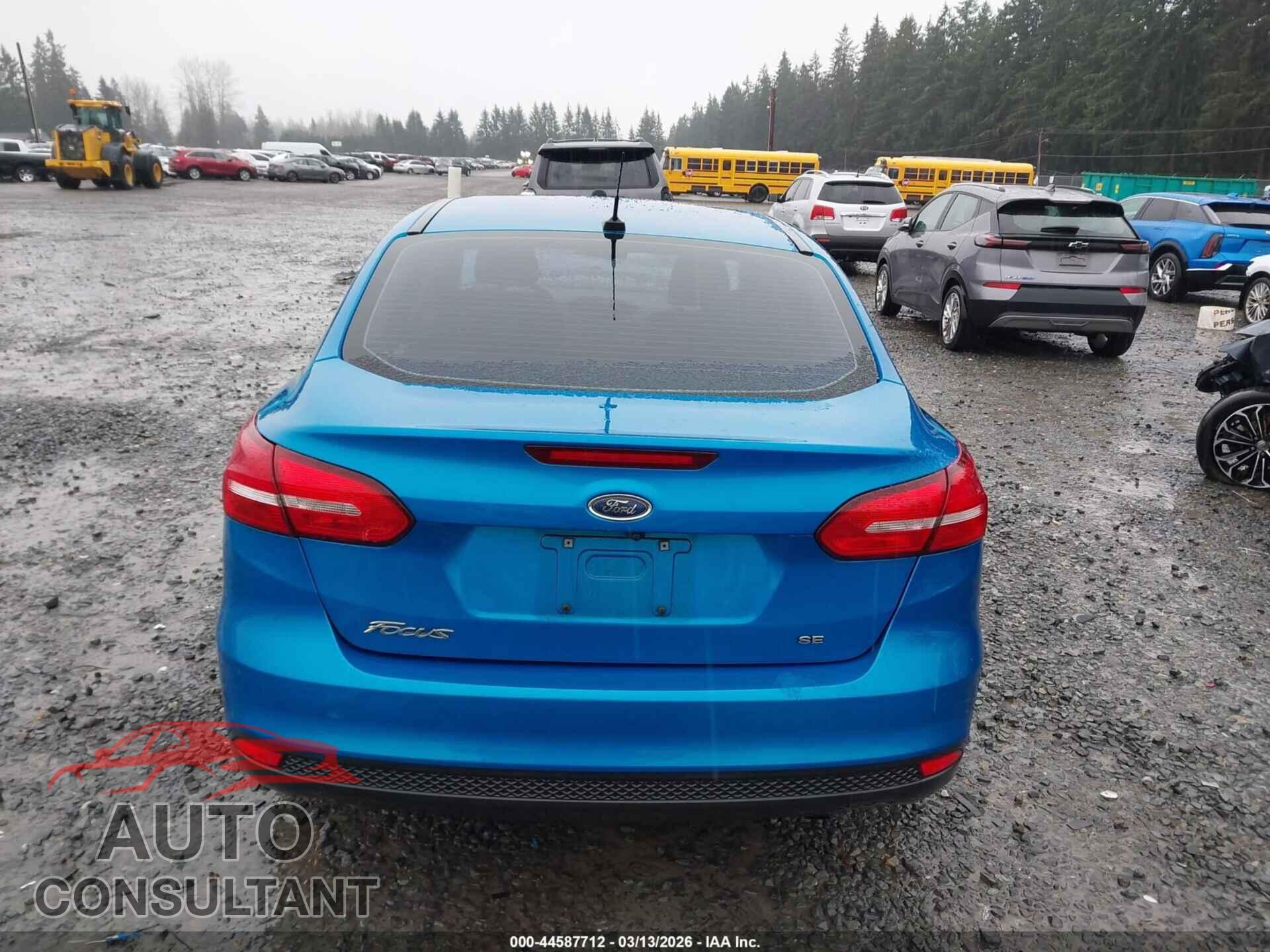 FORD FOCUS 2017 - 1FADP3F27HL236183