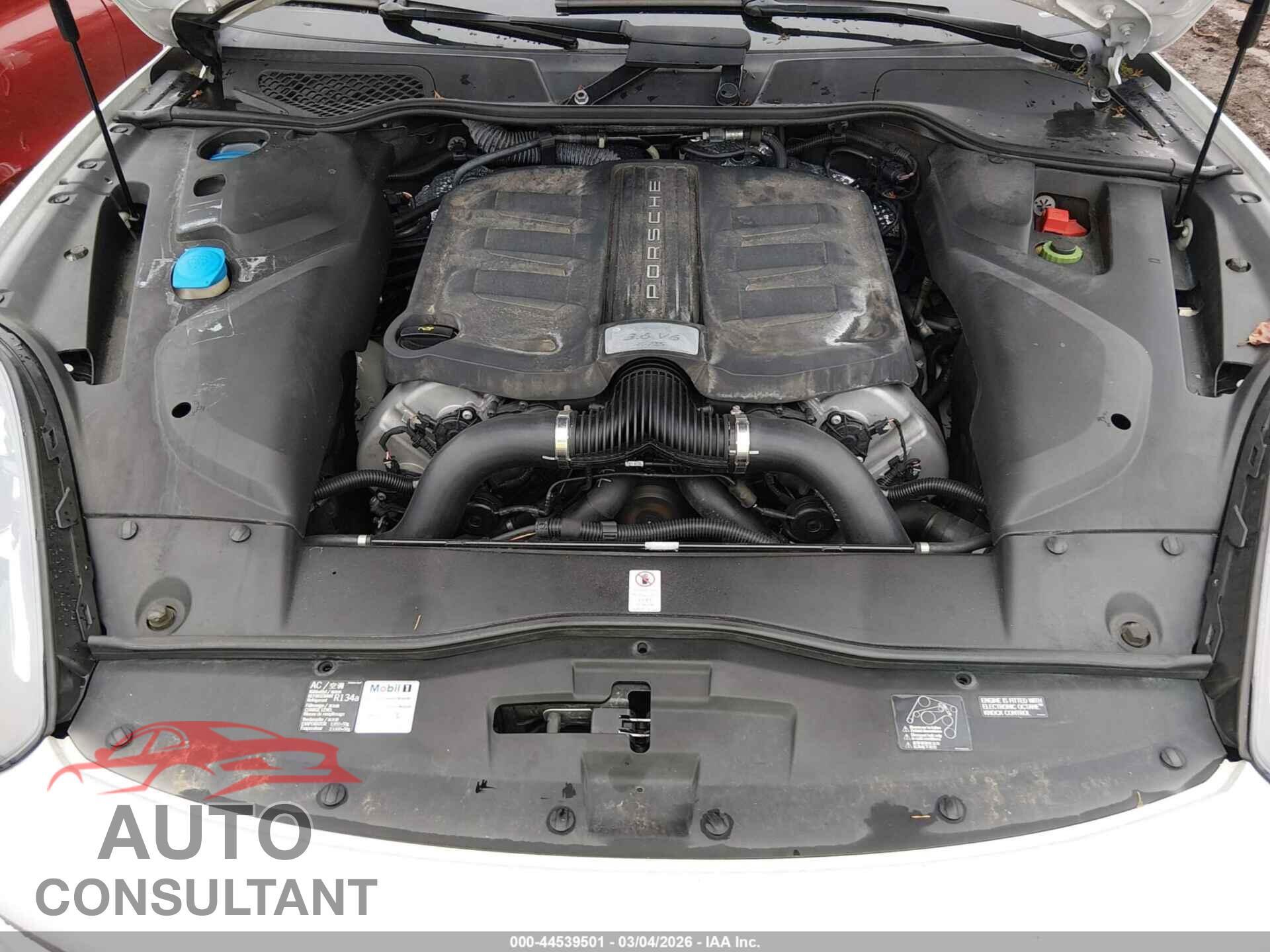 PORSCHE CAYENNE 2016 - WP1AD2A21GLA76645