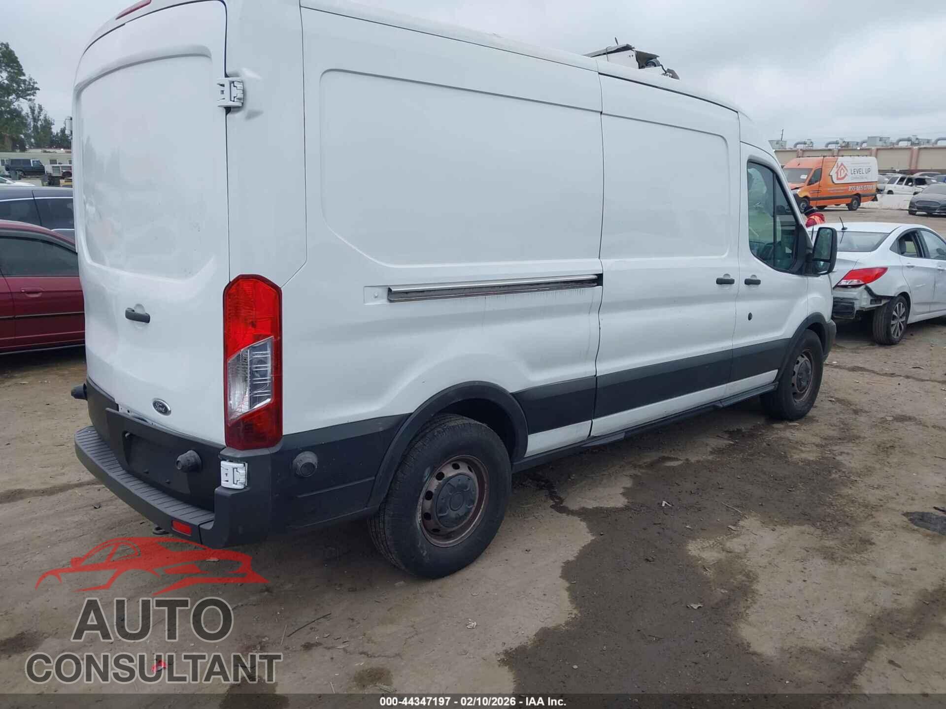 FORD TRANSIT-150 2015 - 1FTNE2CM2FKA44094