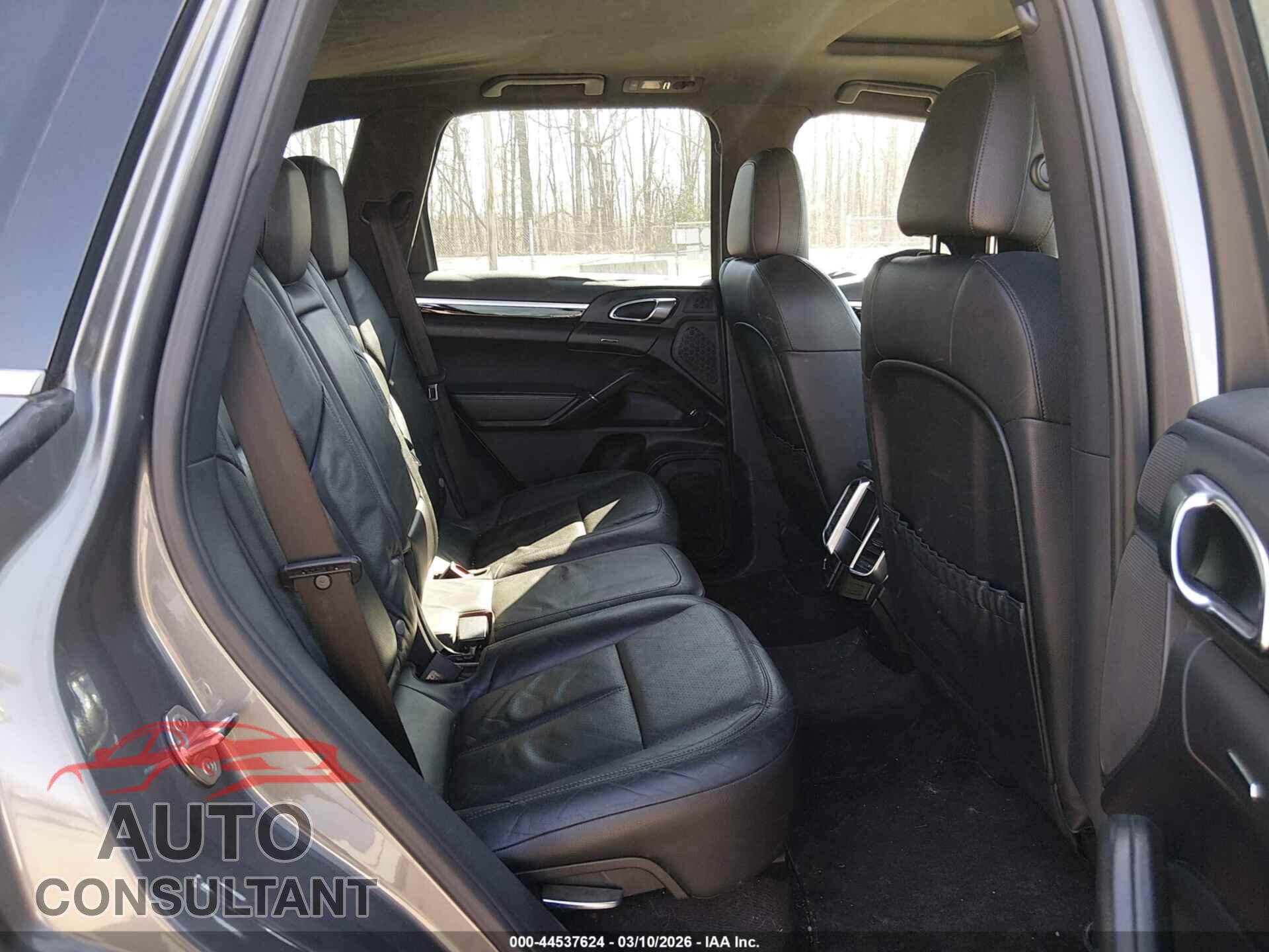 PORSCHE CAYENNE 2013 - WP1AA2A25DLA01094