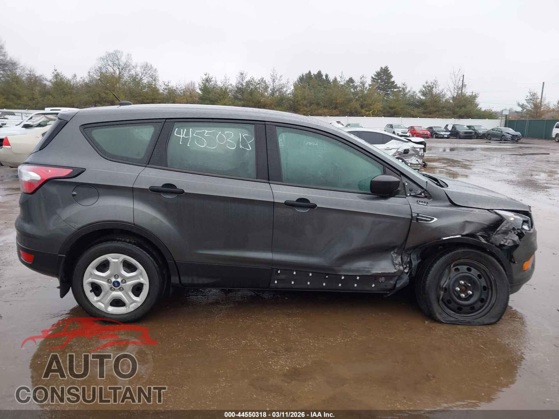FORD ESCAPE 2018 - 1FMCU0F76JUC28547