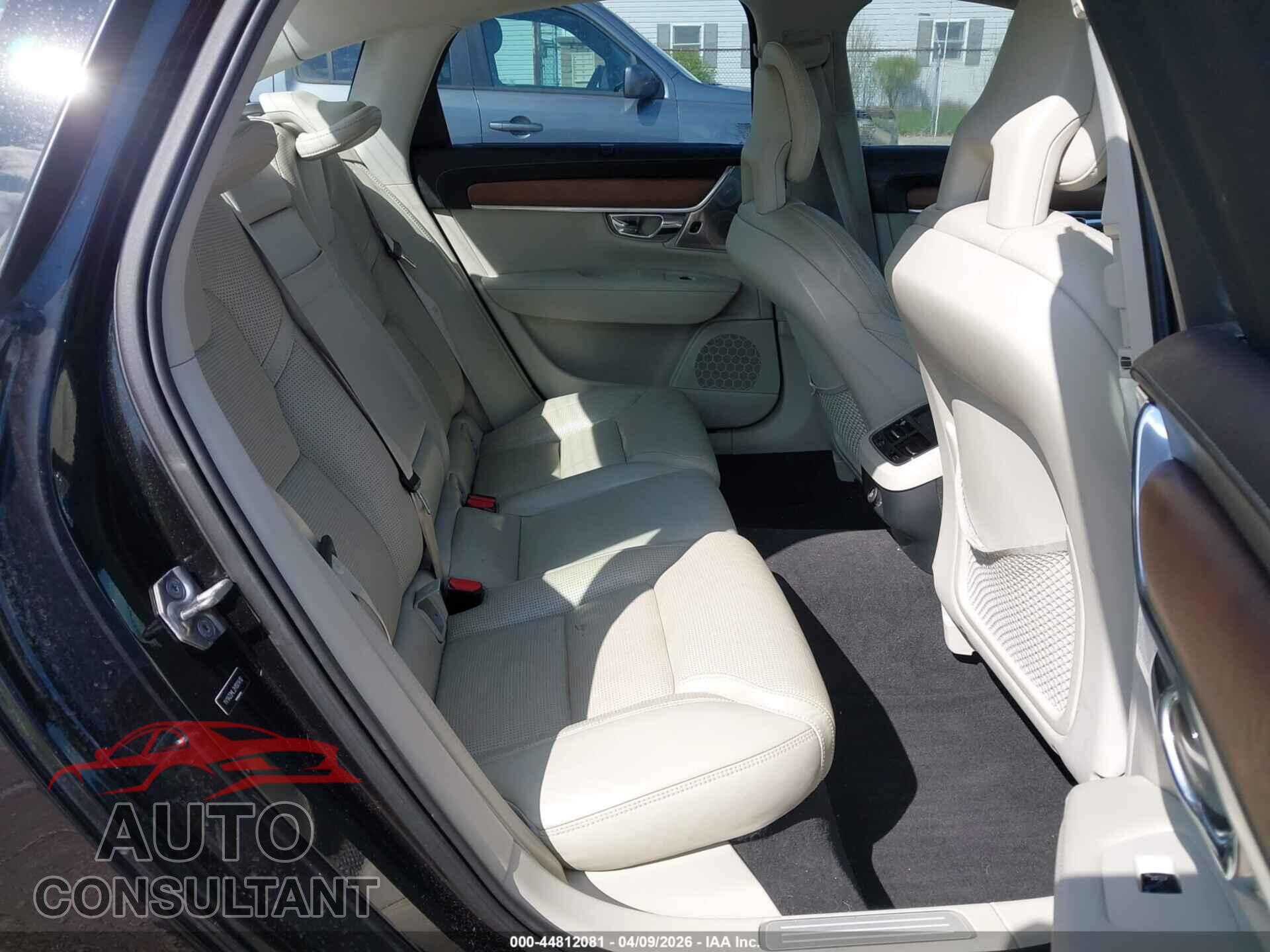 VOLVO S90 2017 - YV1A22ML2H1001410