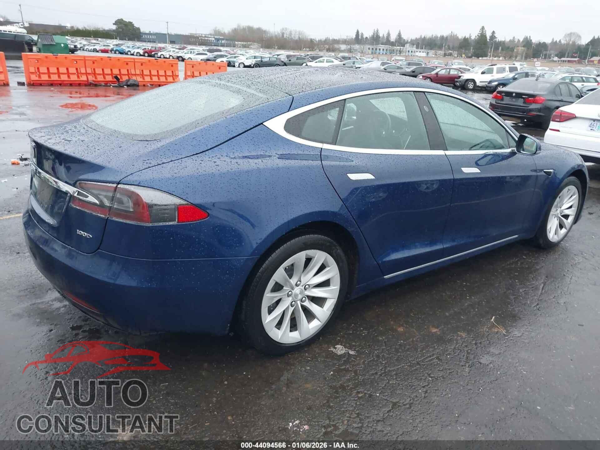 TESLA MODEL S 2017 - 5YJSA1E28HF229500