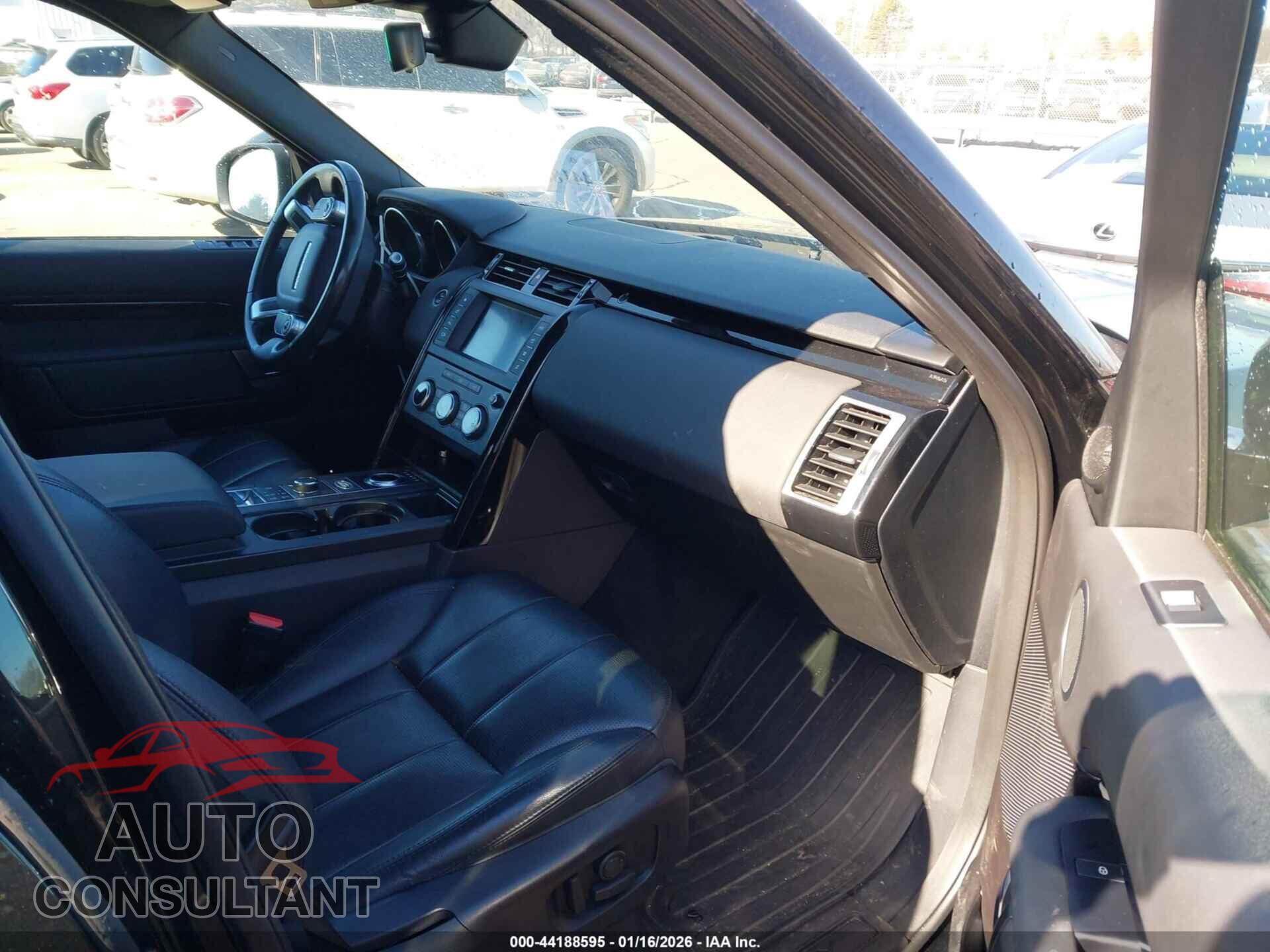 LAND ROVER DISCOVERY 2017 - SALRGBBV4HA042399