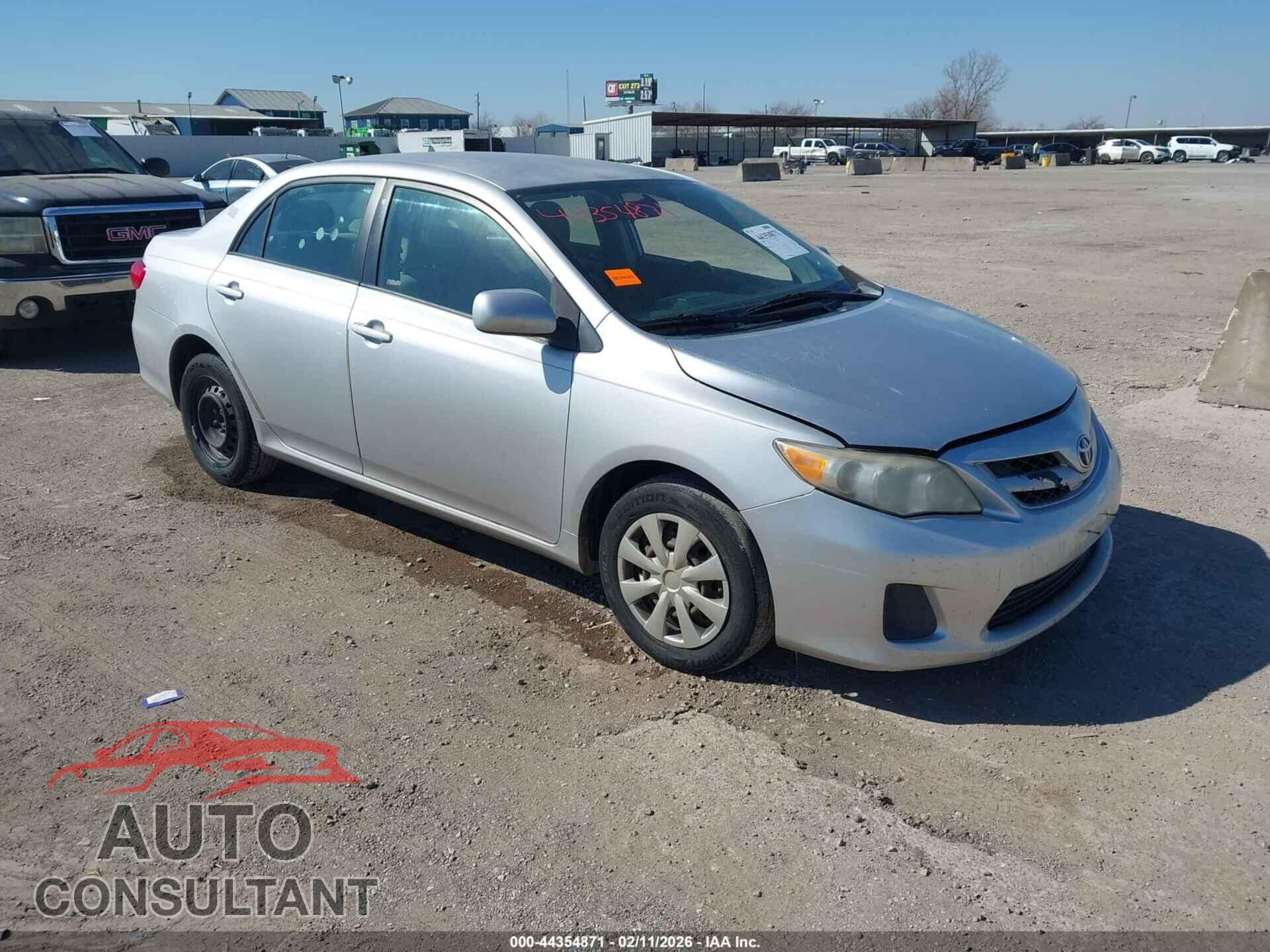 TOYOTA COROLLA 2011 - 2T1BU4EEXBC538206