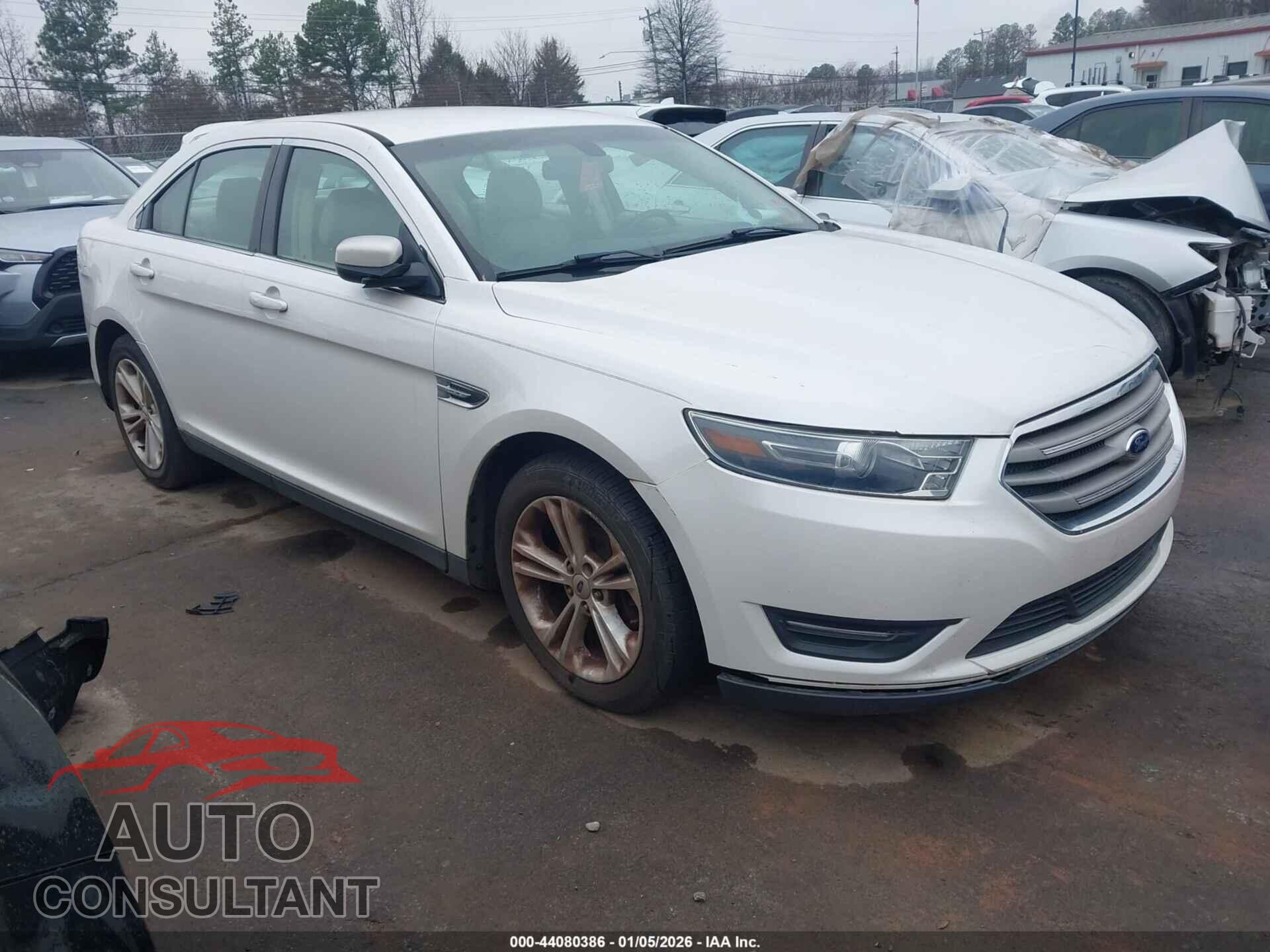 FORD TAURUS 2015 - 1FAHP2E84FG148036