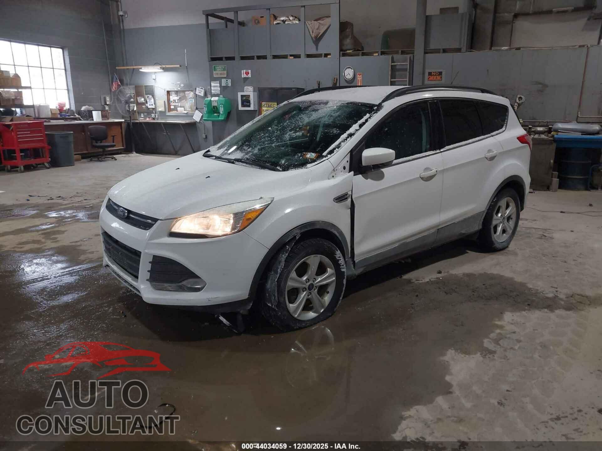 FORD ESCAPE 2015 - 1FMCU9GX1FUB82829